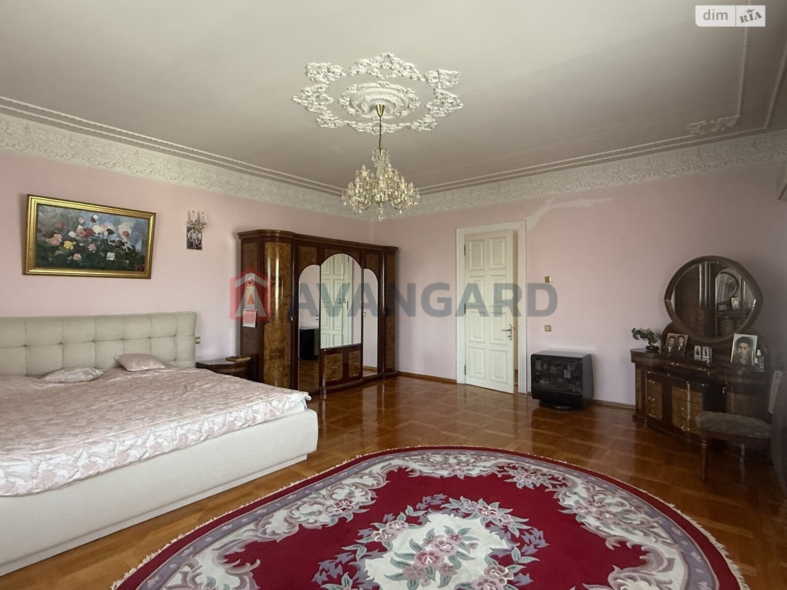 двухэтажный дом, 300 кв. м, кирпич. Продажа в Днепре район Соборный фото 1 двухэтажный дом, 300 кв. м, кирпич. Продажа в Днепре район Соборный фото 1