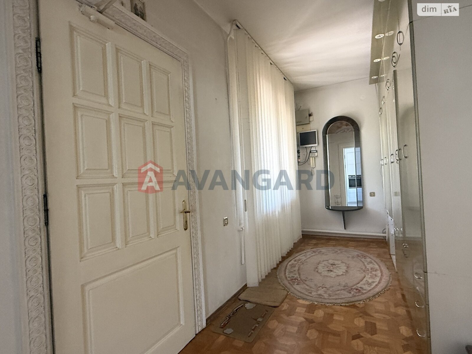 двухэтажный дом, 300 кв. м, кирпич. Продажа в Днепре район Соборный фото 1 двухэтажный дом, 300 кв. м, кирпич. Продажа в Днепре район Соборный фото 1