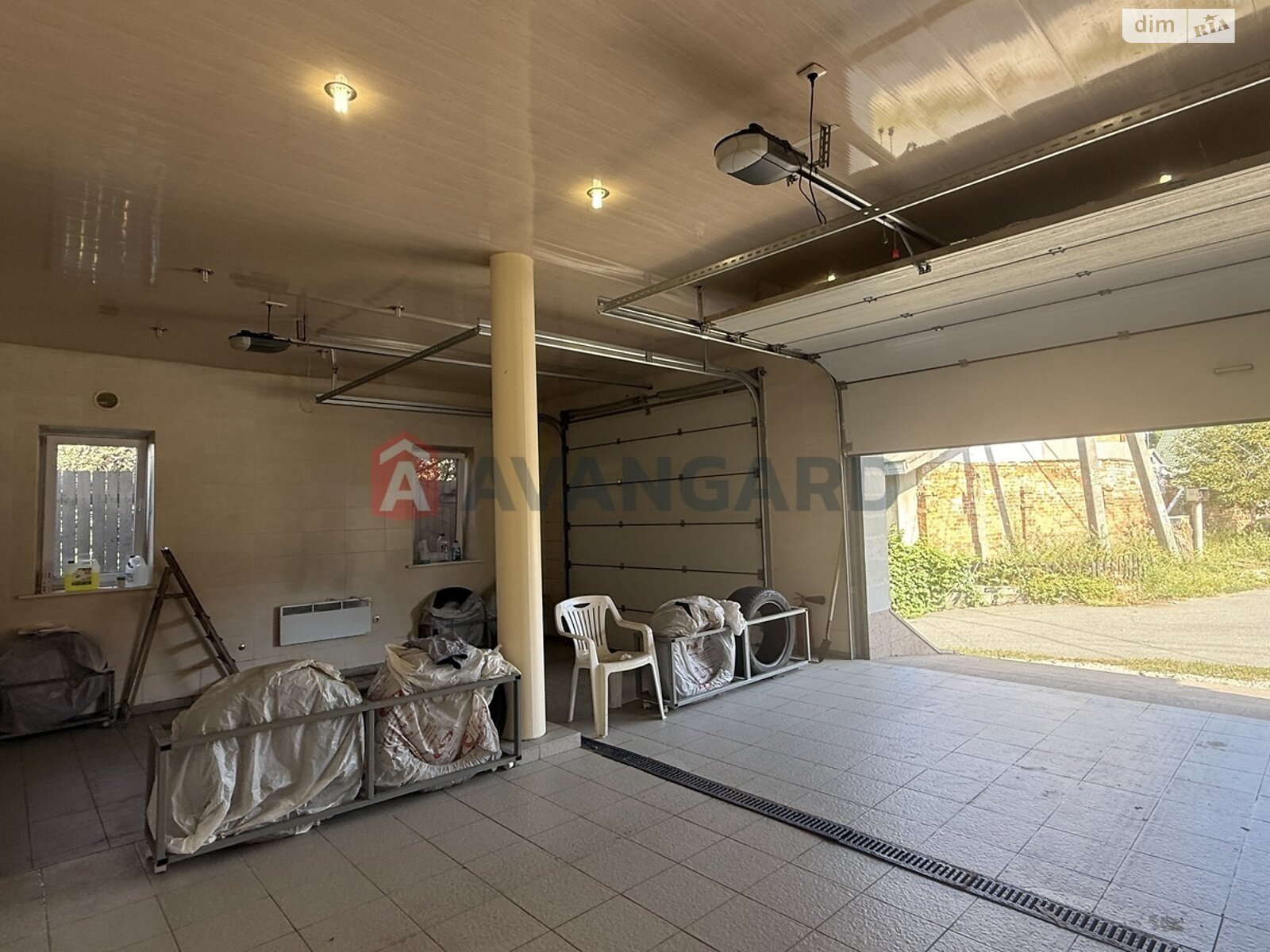 двухэтажный дом, 300 кв. м, кирпич. Продажа в Днепре район Соборный фото 1 двухэтажный дом, 300 кв. м, кирпич. Продажа в Днепре район Соборный фото 1