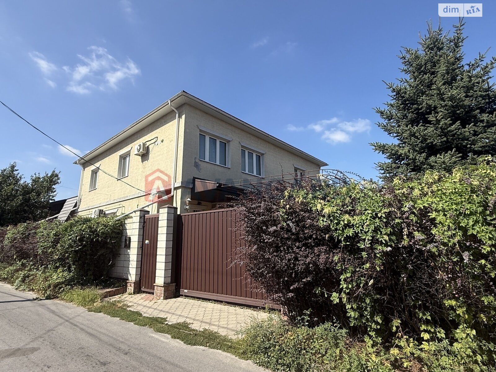 двухэтажный дом, 300 кв. м, кирпич. Продажа в Днепре район Соборный фото 1 двухэтажный дом, 300 кв. м, кирпич. Продажа в Днепре район Соборный фото 1