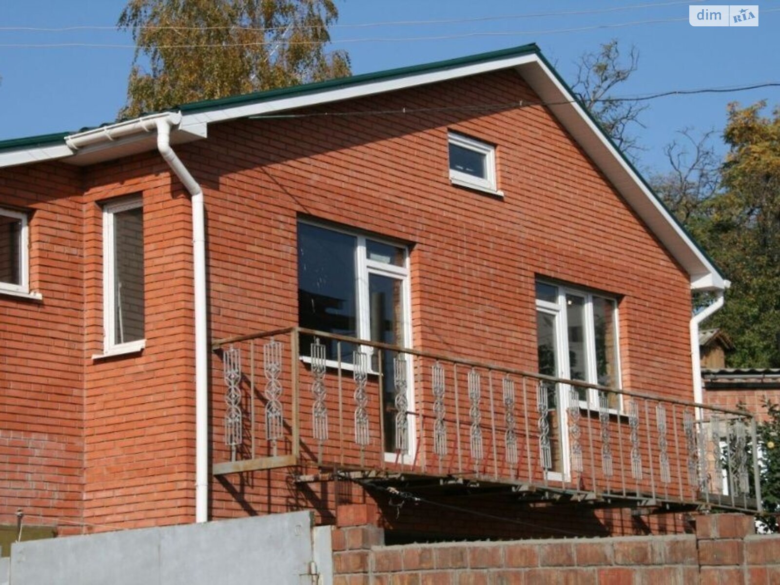 двухэтажный дом с балконом, 260 кв. м, кирпич. Продажа в Днепре район Соборный фото 1