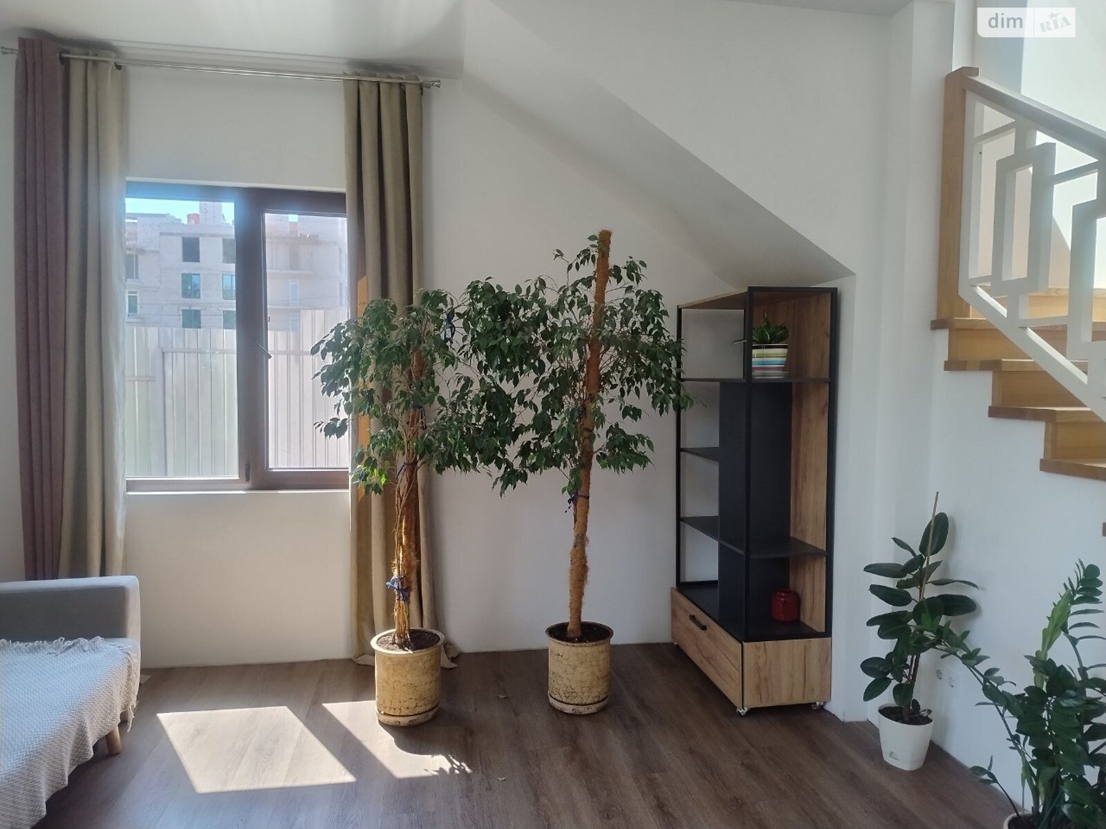 двухэтажный дом с верандой, 121.8 кв. м, кирпич. Продажа в Днепре район Соборный фото 1 двухэтажный дом с верандой, 121.8 кв. м, кирпич. Продажа в Днепре район Соборный фото 1