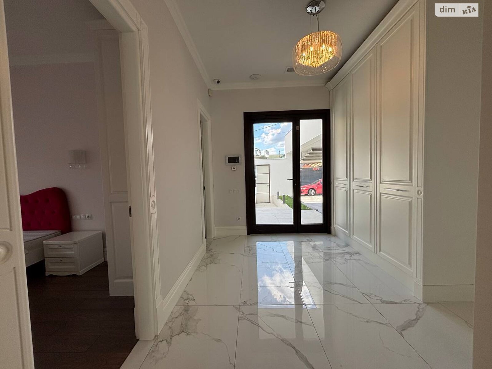 одноповерховий будинок з гаражем, 241.6 кв. м, каркасний. Продаж в Дніпрі, район Соборний фото 1 одноповерховий будинок з гаражем, 241.6 кв. м, каркасний. Продаж в Дніпрі, район Соборний фото 1