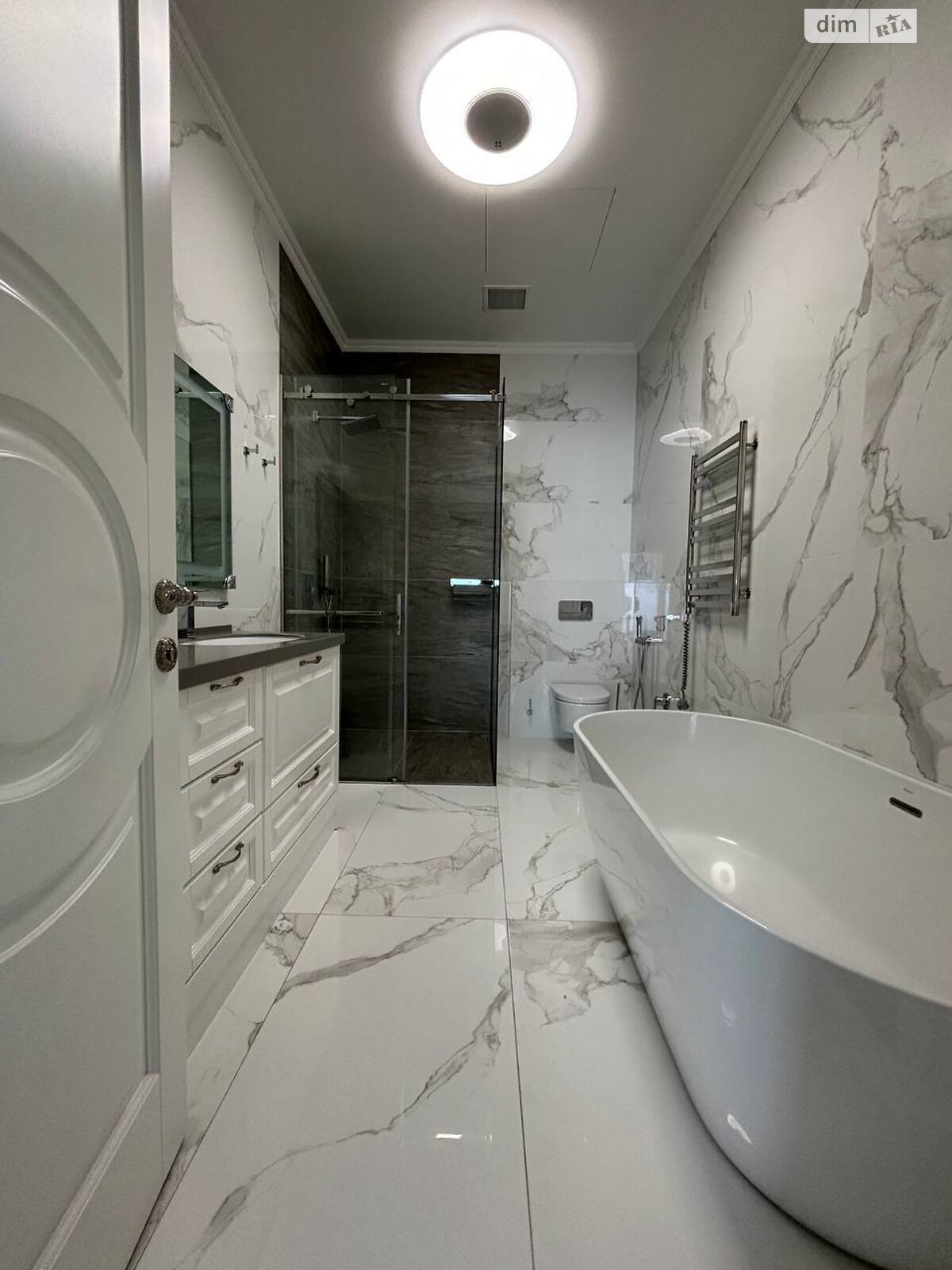 одноповерховий будинок з гаражем, 241.6 кв. м, каркасний. Продаж в Дніпрі, район Соборний фото 1 одноповерховий будинок з гаражем, 241.6 кв. м, каркасний. Продаж в Дніпрі, район Соборний фото 1