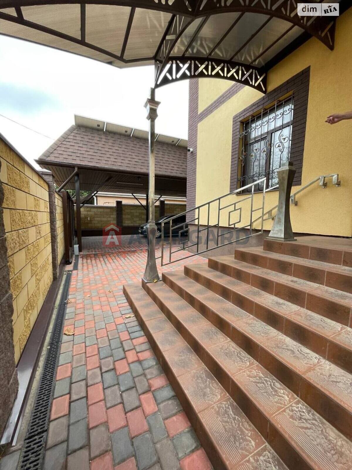 двоповерховий будинок, 284 кв. м, кирпич. Продаж в Дніпрі, район Соборний фото 1 двоповерховий будинок, 284 кв. м, кирпич. Продаж в Дніпрі, район Соборний фото 1