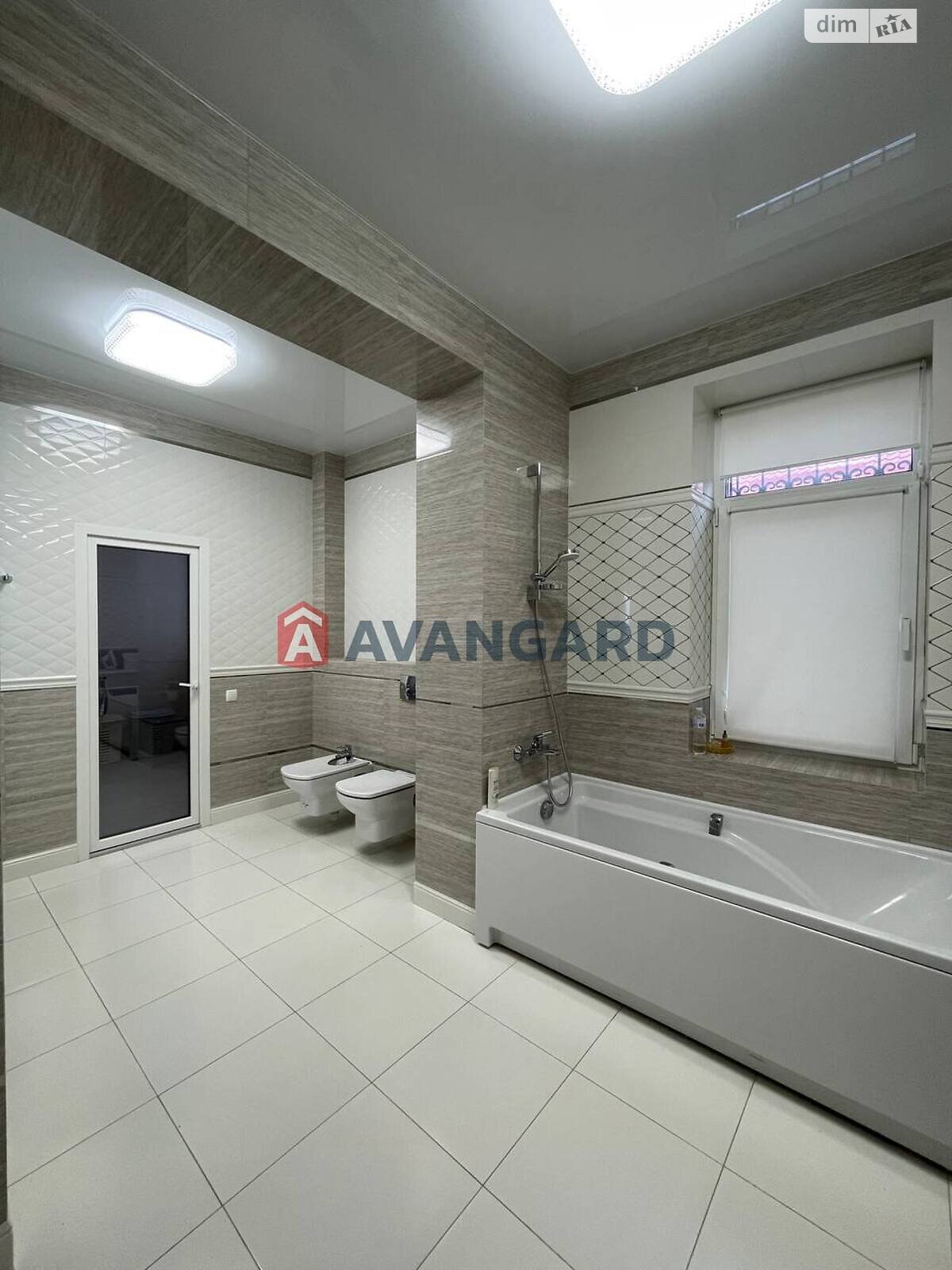 двухэтажный дом, 284 кв. м, кирпич. Продажа в Днепре район Соборный фото 1 двухэтажный дом, 284 кв. м, кирпич. Продажа в Днепре район Соборный фото 1