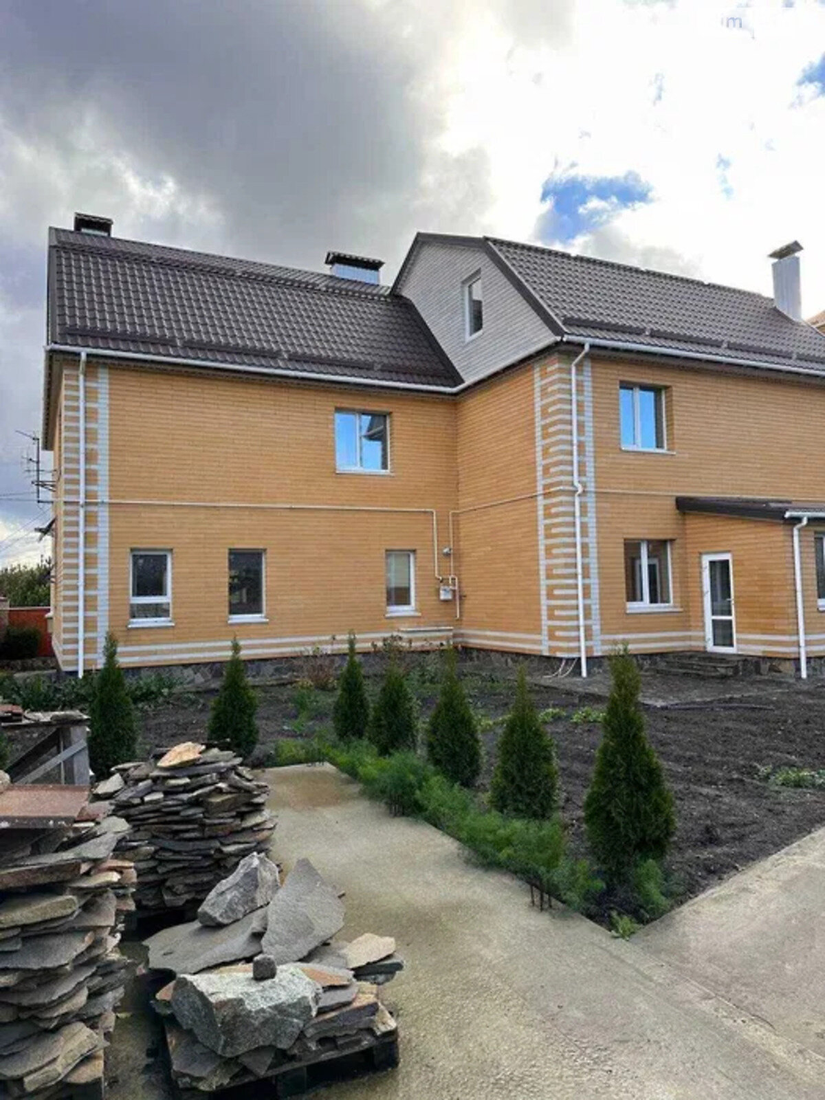 двухэтажный дом, 370 кв. м, кирпич. Продажа в Днепре район Соборный фото 1 двухэтажный дом, 370 кв. м, кирпич. Продажа в Днепре район Соборный фото 1
