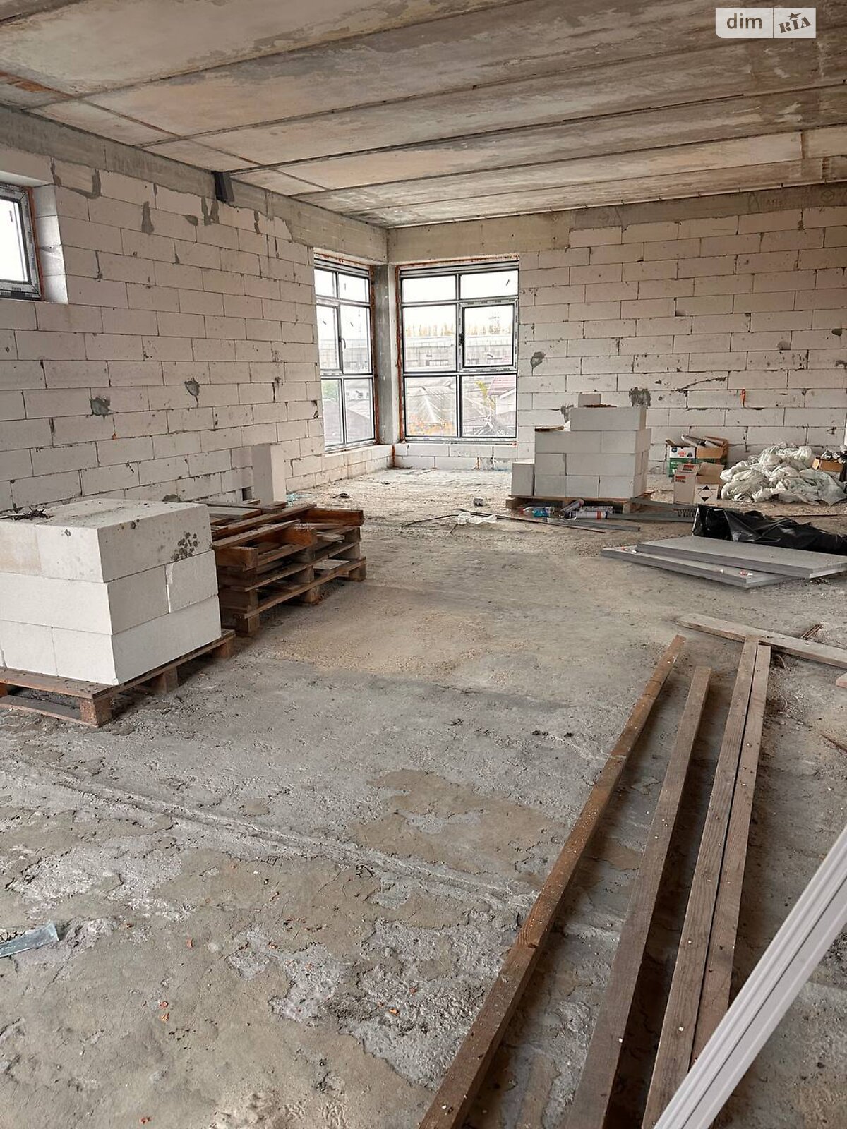 двухэтажный дом с верандой, 230 кв. м, газобетон. Продажа в Днепре район Солнечный фото 1