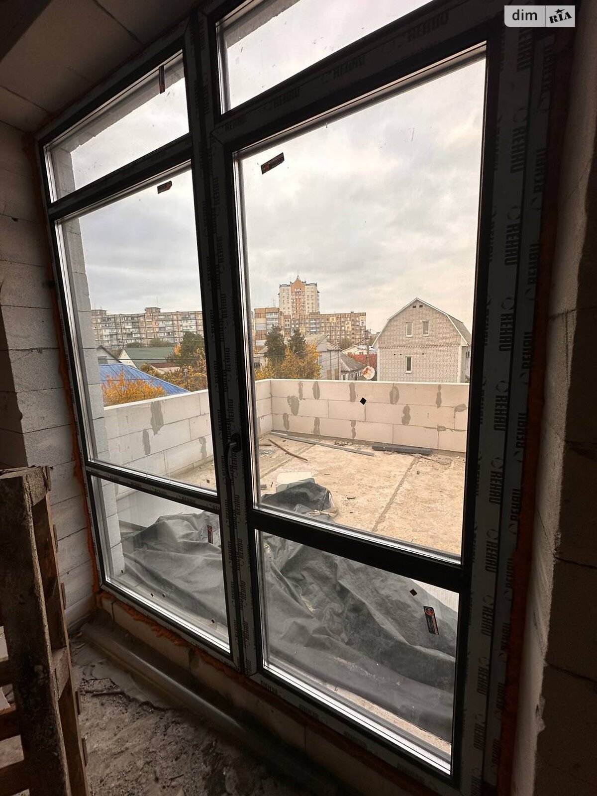 двухэтажный дом с верандой, 230 кв. м, газобетон. Продажа в Днепре район Солнечный фото 1