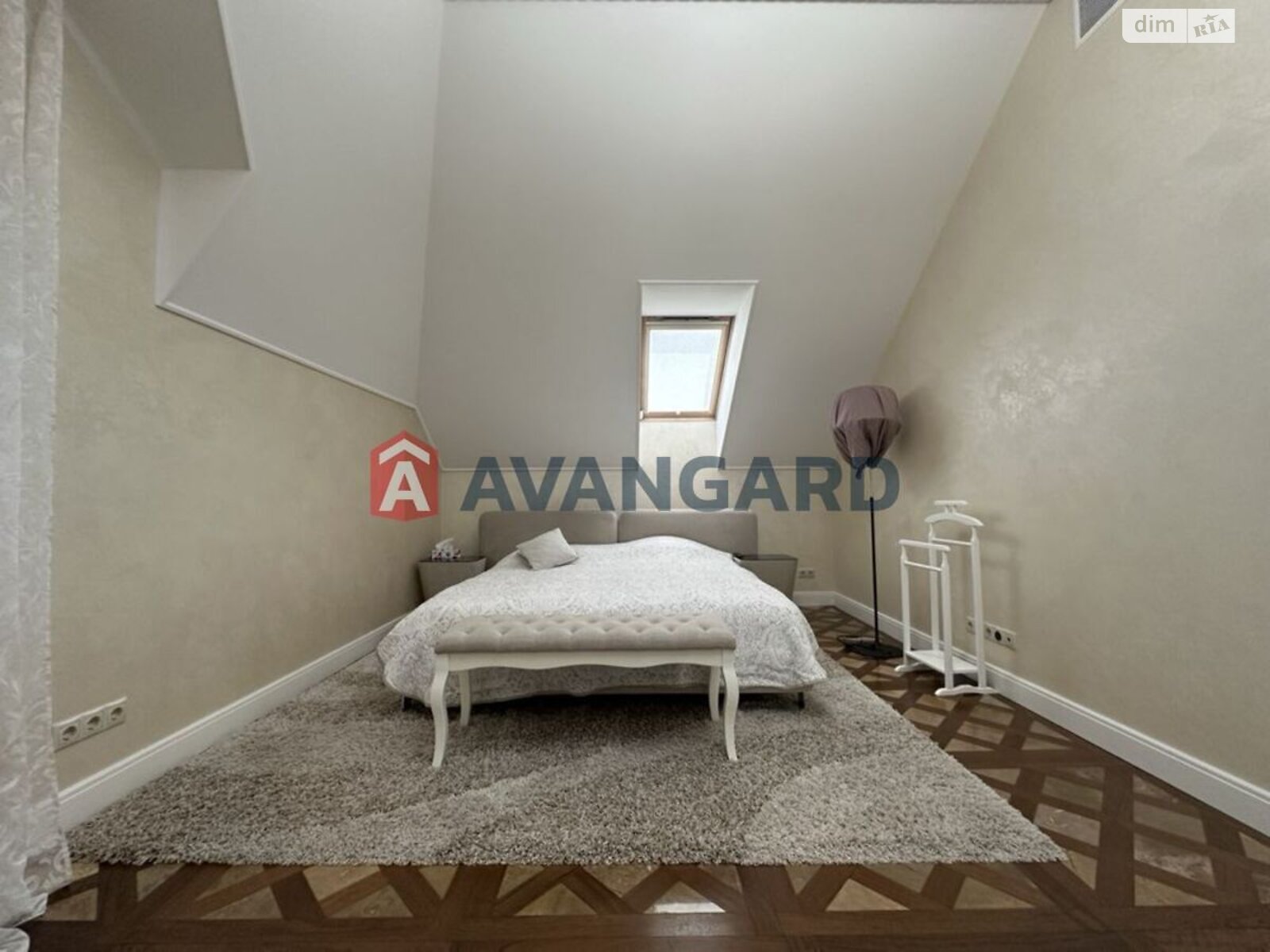 двоповерховий будинок, 295 кв. м, кирпич. Продаж у Дніпрі фото 1 двоповерховий будинок, 295 кв. м, кирпич. Продаж у Дніпрі фото 1