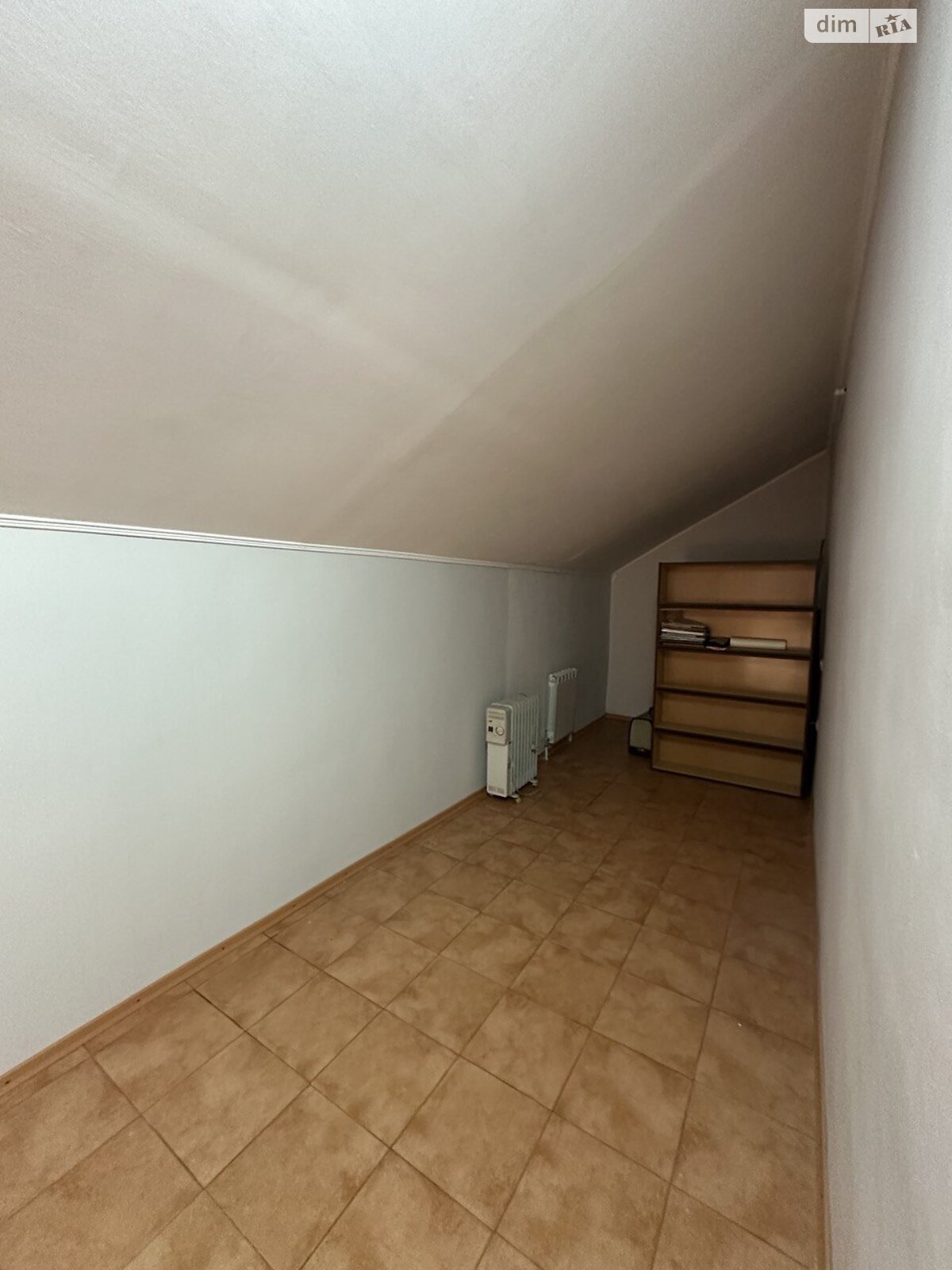 триповерховий будинок з гаражем, 392 кв. м, цегла. Продаж в Дніпрі, район Стара Ігрень фото 1 триповерховий будинок з гаражем, 392 кв. м, цегла. Продаж в Дніпрі, район Стара Ігрень фото 1