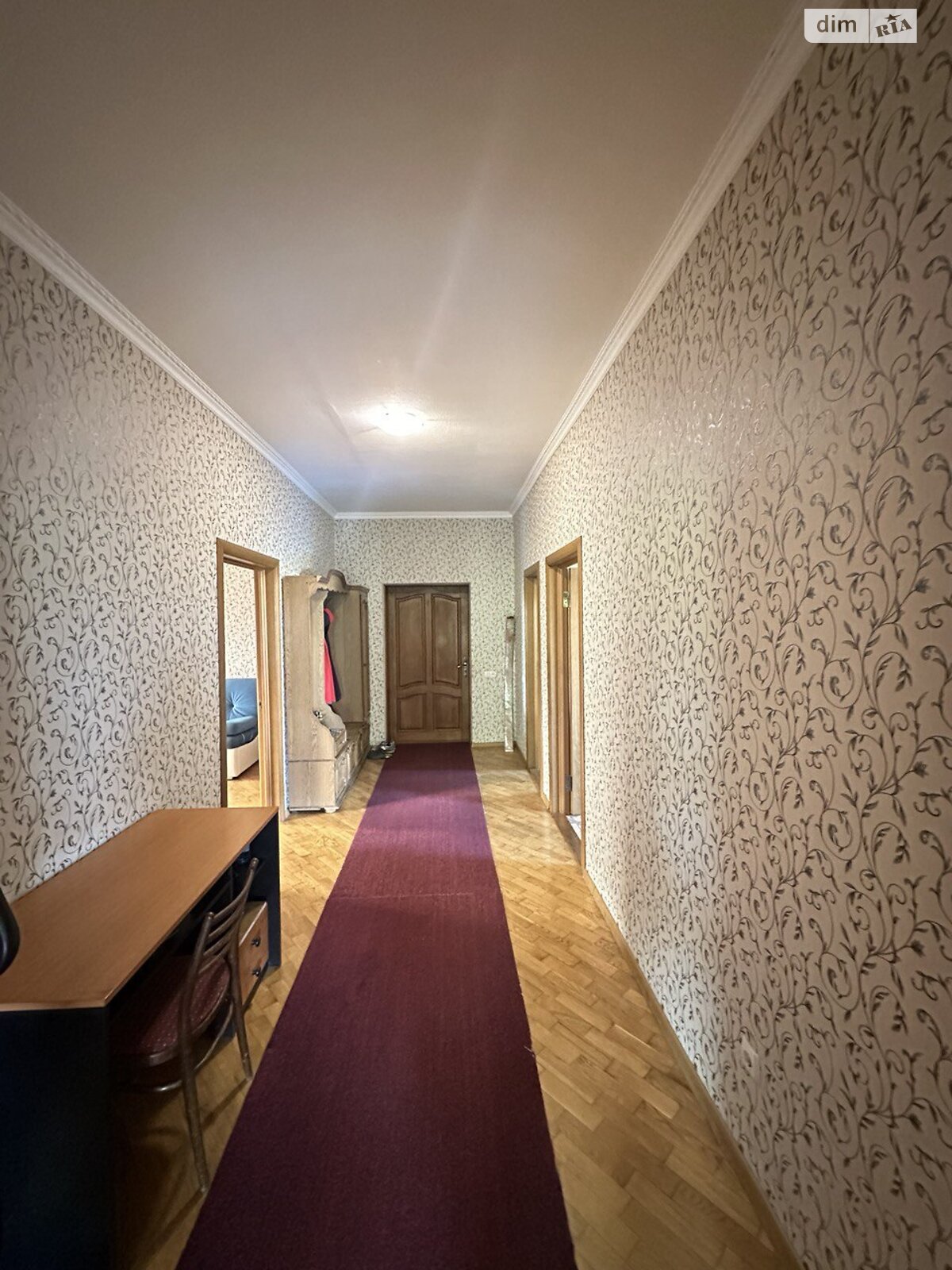 триповерховий будинок з гаражем, 392 кв. м, цегла. Продаж в Дніпрі, район Стара Ігрень фото 1 триповерховий будинок з гаражем, 392 кв. м, цегла. Продаж в Дніпрі, район Стара Ігрень фото 1