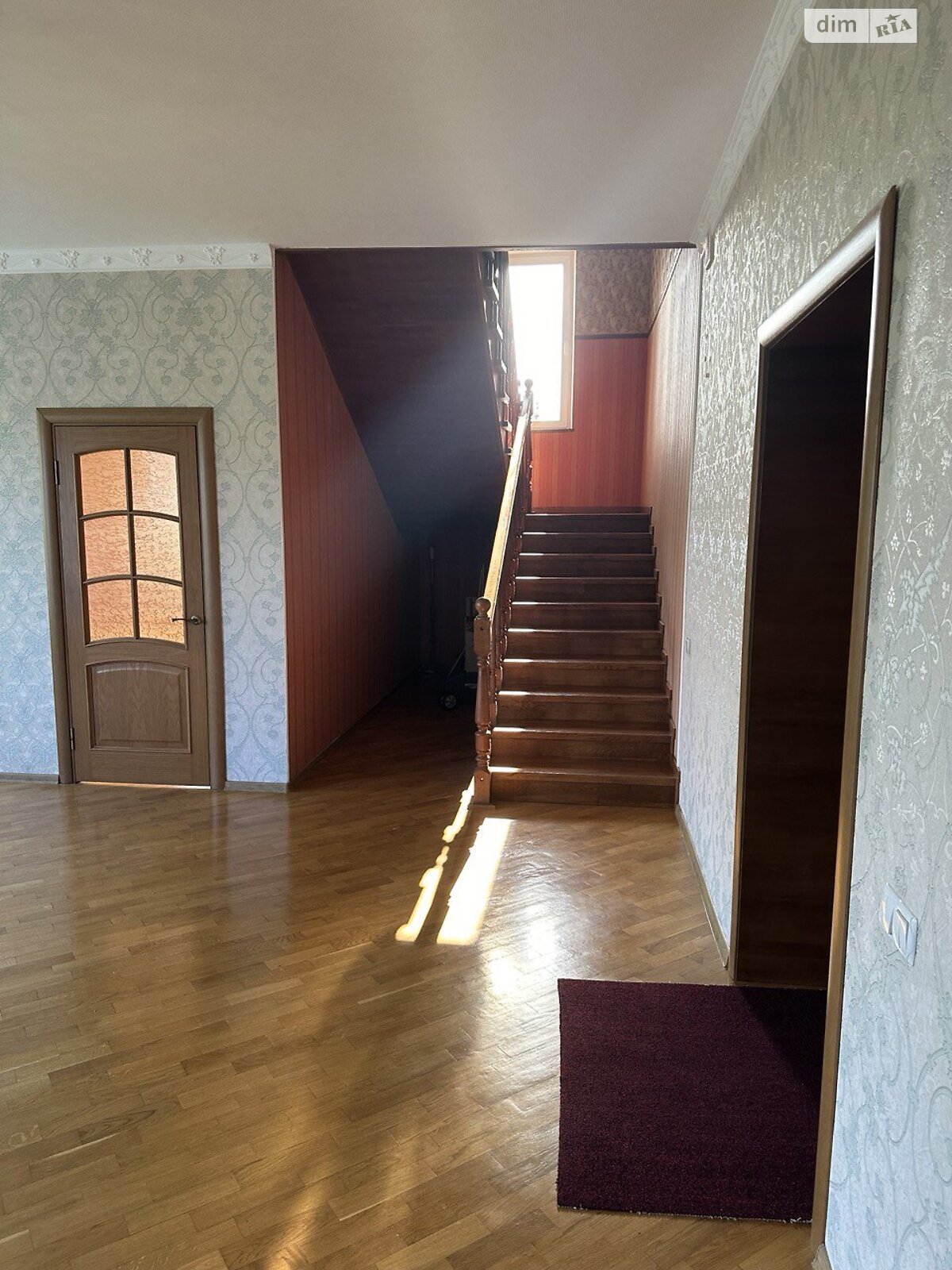 триповерховий будинок з гаражем, 392 кв. м, цегла. Продаж в Дніпрі, район Стара Ігрень фото 1 триповерховий будинок з гаражем, 392 кв. м, цегла. Продаж в Дніпрі, район Стара Ігрень фото 1