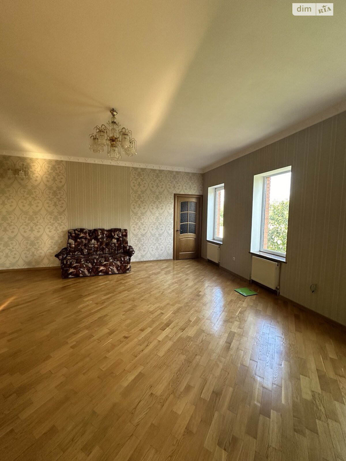 триповерховий будинок з гаражем, 392 кв. м, цегла. Продаж в Дніпрі, район Стара Ігрень фото 1 триповерховий будинок з гаражем, 392 кв. м, цегла. Продаж в Дніпрі, район Стара Ігрень фото 1
