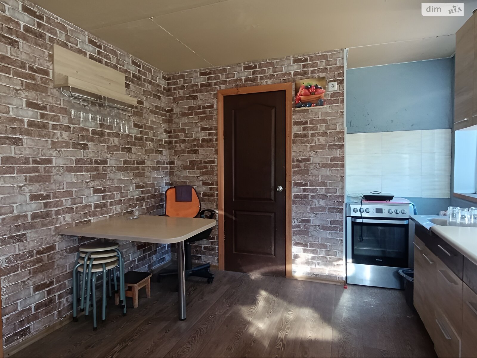 одноэтажный дом с отоплением, 167.3 кв. м, шлакобетон. Продажа в Днепре район Сухачевка фото 1 одноэтажный дом с отоплением, 167.3 кв. м, шлакобетон. Продажа в Днепре район Сухачевка фото 1