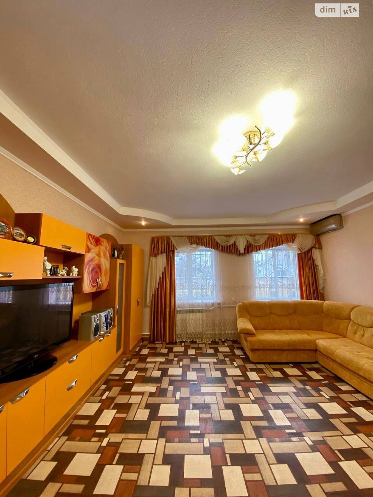 одноэтажный дом с ремонтом, 90 кв. м, кирпич. Продажа в Днепре район Новокодакский фото 1 одноэтажный дом с ремонтом, 90 кв. м, кирпич. Продажа в Днепре район Новокодакский фото 1