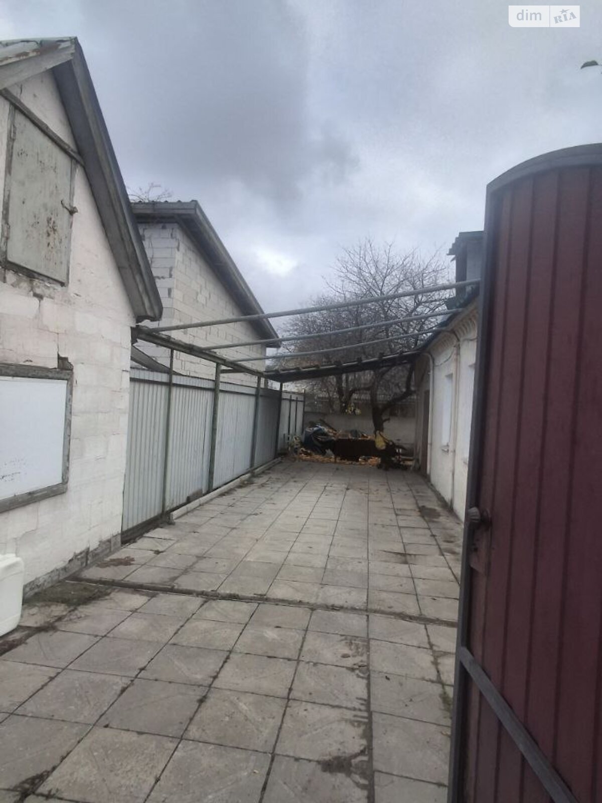 одноэтажный дом с мебелью, 91.3 кв. м, монолит. Продажа в Днепре район Таромское фото 1