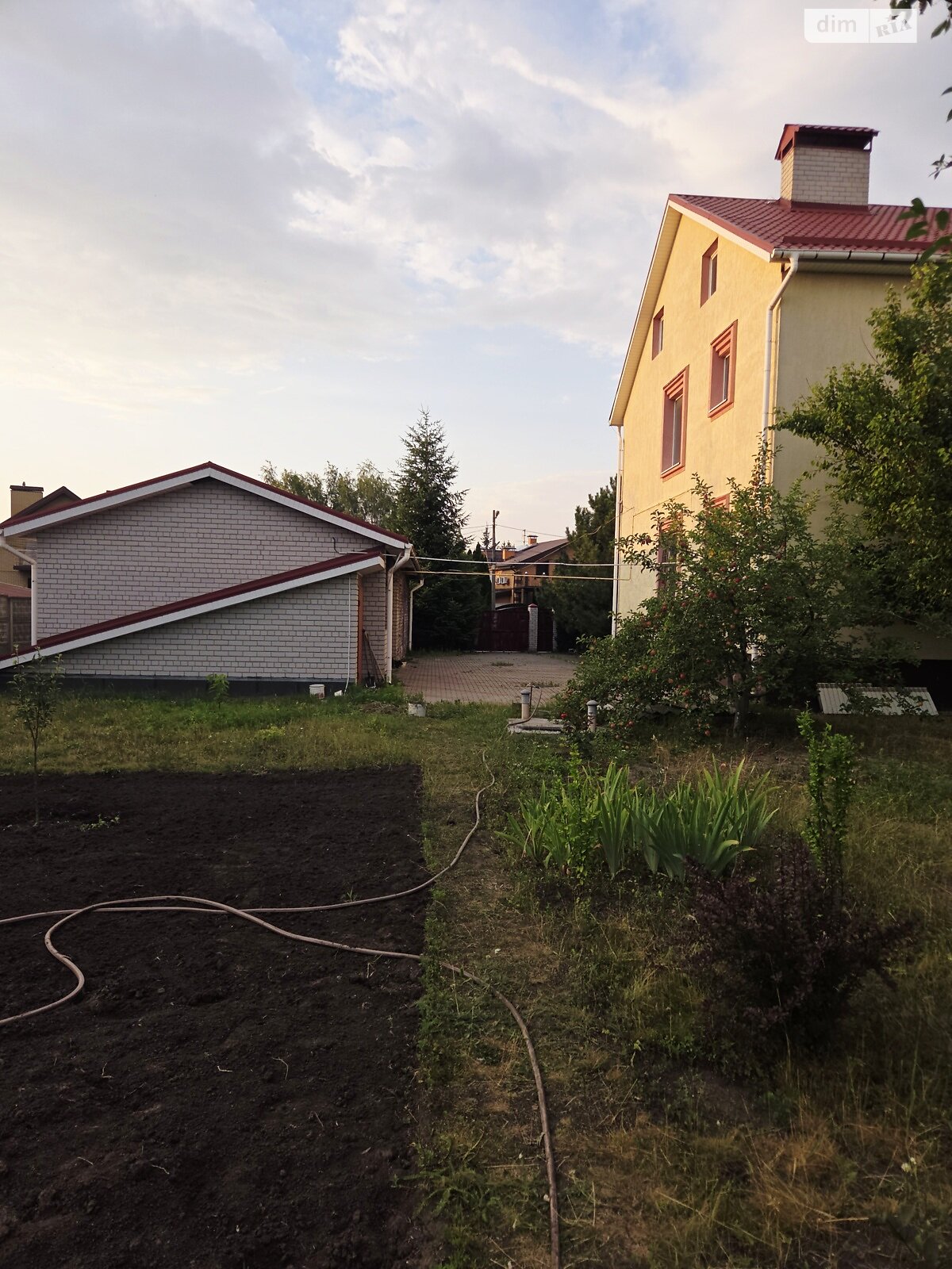 двоповерховий будинок з гаражем, 186 кв. м, цегла. Продаж у Дослідному фото 1 двоповерховий будинок з гаражем, 186 кв. м, цегла. Продаж у Дослідному фото 1