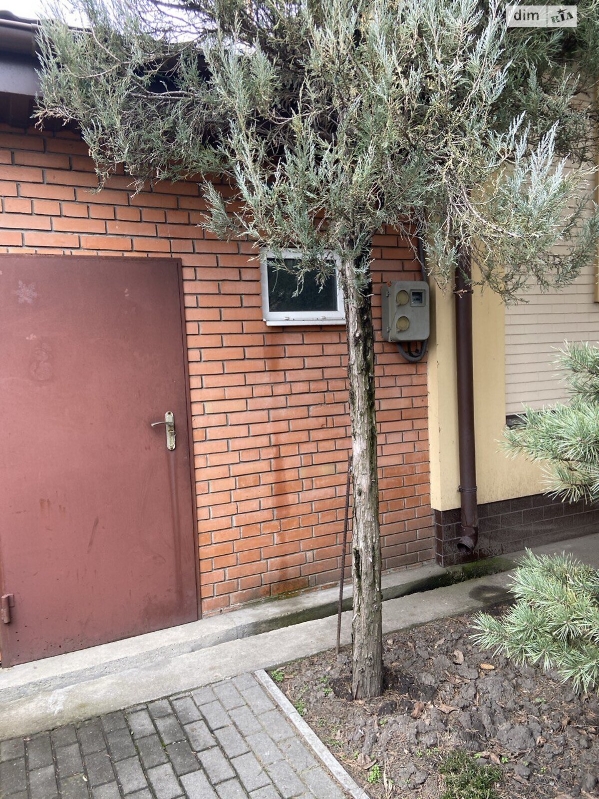 одноповерховий будинок з гаражем, 90 кв. м, цегла. Продаж в Дніпрі, район Центр фото 1 одноповерховий будинок з гаражем, 90 кв. м, цегла. Продаж в Дніпрі, район Центр фото 1