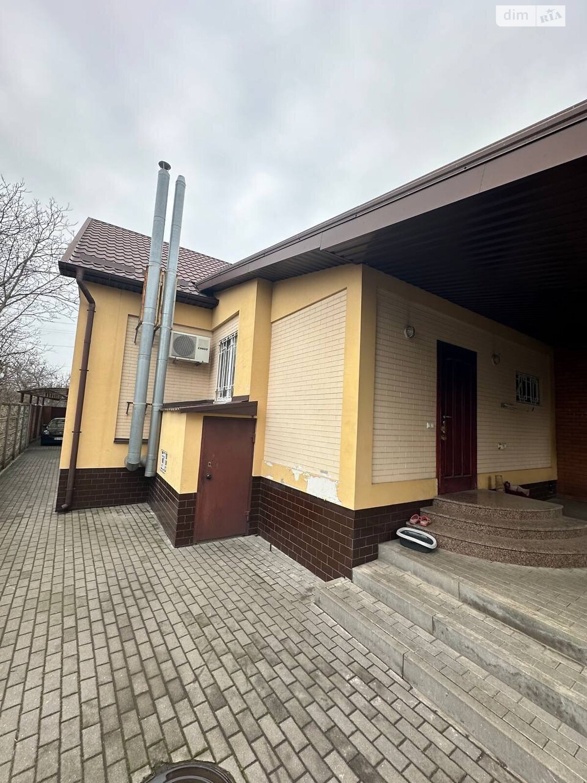 одноповерховий будинок з гаражем, 90 кв. м, цегла. Продаж в Дніпрі, район Центр фото 1 одноповерховий будинок з гаражем, 90 кв. м, цегла. Продаж в Дніпрі, район Центр фото 1