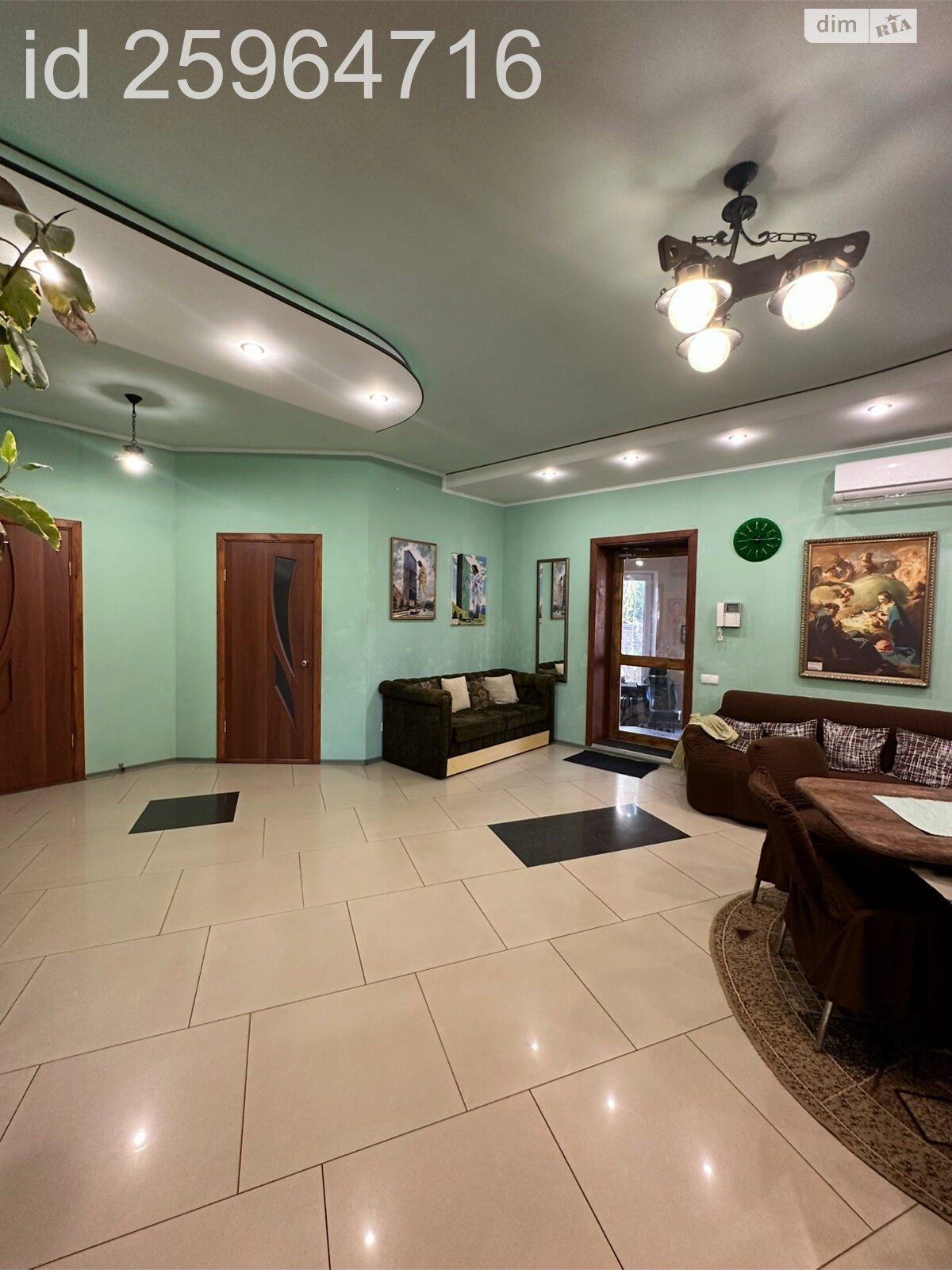 триповерховий будинок, 360 кв. м, цегла. Продаж в Дніпрі, район Центральний Пагорб фото 1 триповерховий будинок, 360 кв. м, цегла. Продаж в Дніпрі, район Центральний Пагорб фото 1