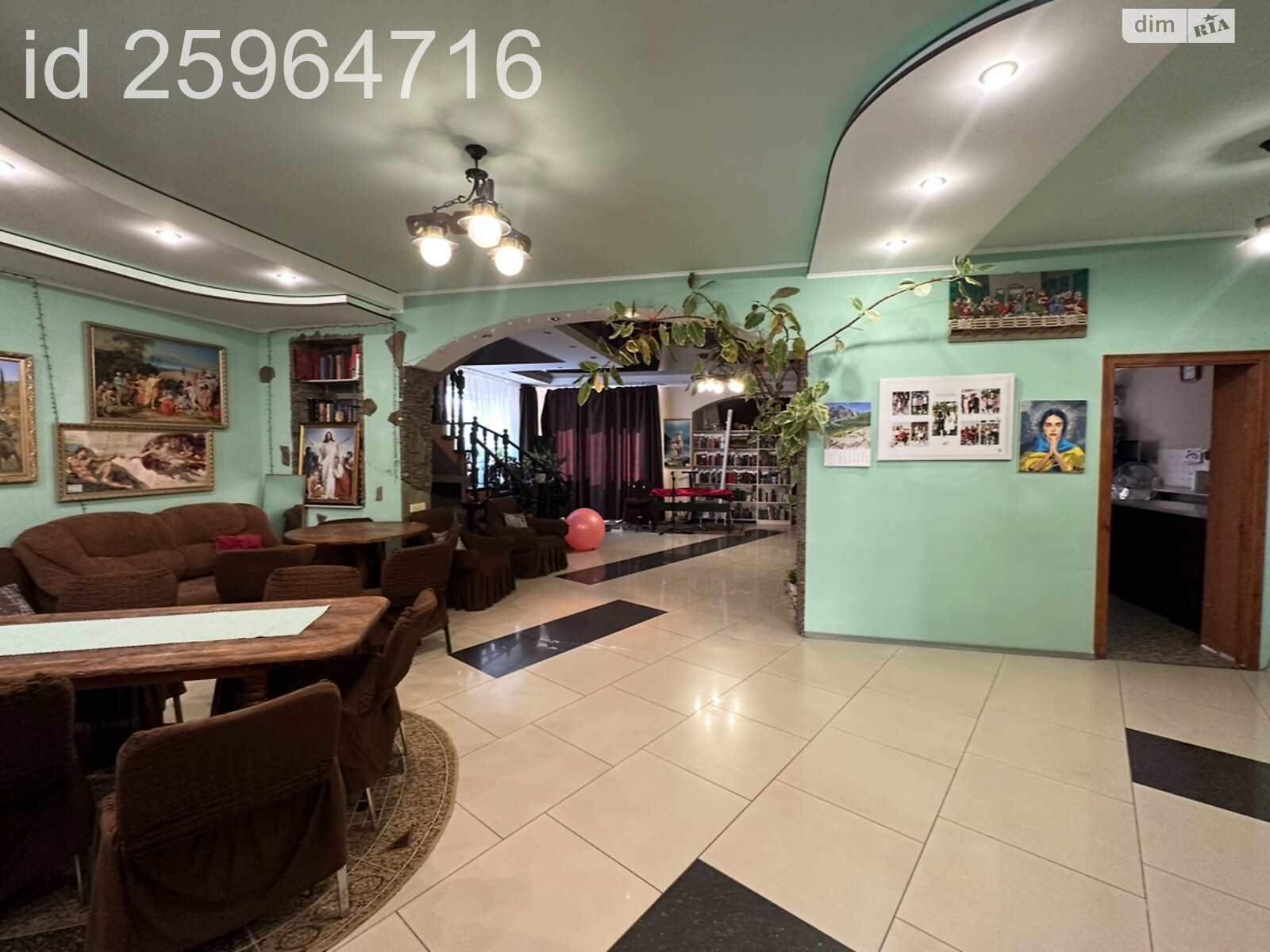 триповерховий будинок, 360 кв. м, цегла. Продаж в Дніпрі, район Центральний Пагорб фото 1 триповерховий будинок, 360 кв. м, цегла. Продаж в Дніпрі, район Центральний Пагорб фото 1