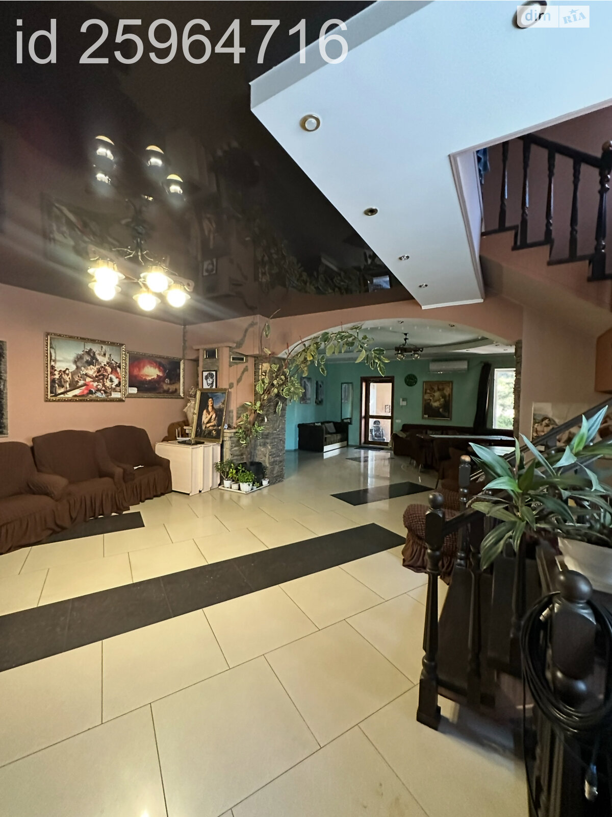 триповерховий будинок, 360 кв. м, цегла. Продаж в Дніпрі, район Центральний Пагорб фото 1 триповерховий будинок, 360 кв. м, цегла. Продаж в Дніпрі, район Центральний Пагорб фото 1