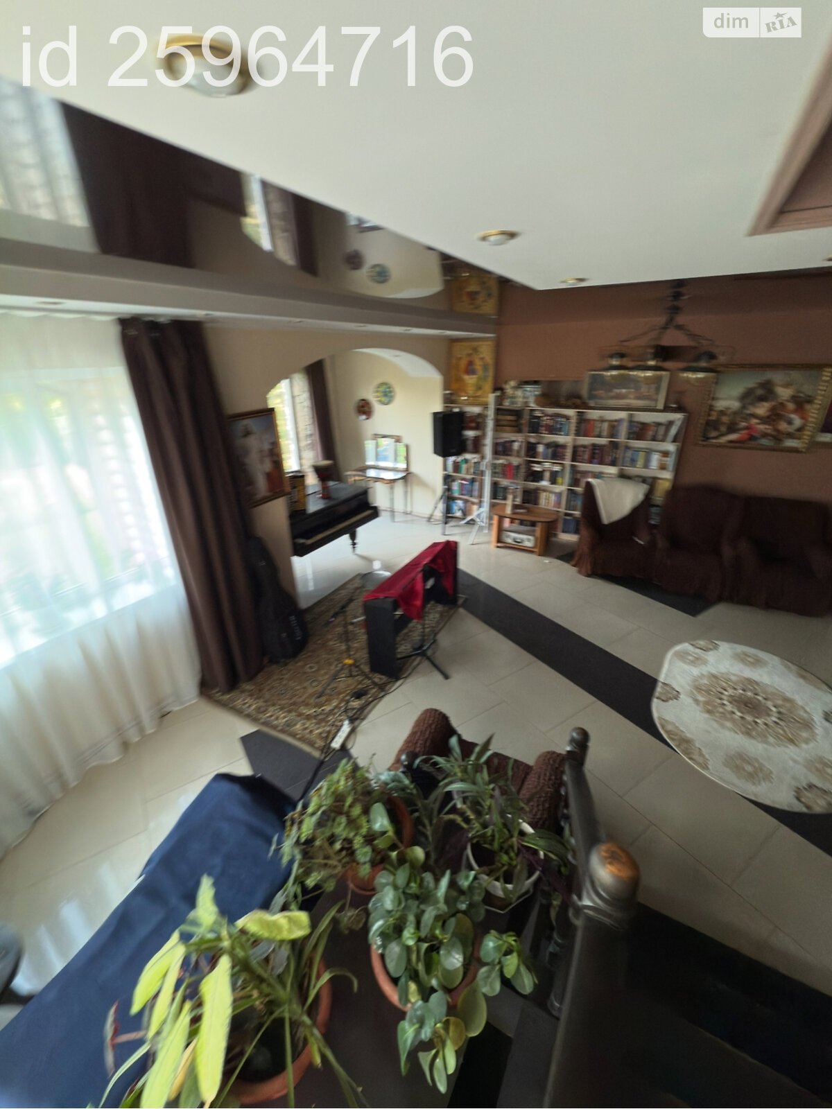 триповерховий будинок, 360 кв. м, цегла. Продаж в Дніпрі, район Центральний Пагорб фото 1 триповерховий будинок, 360 кв. м, цегла. Продаж в Дніпрі, район Центральний Пагорб фото 1