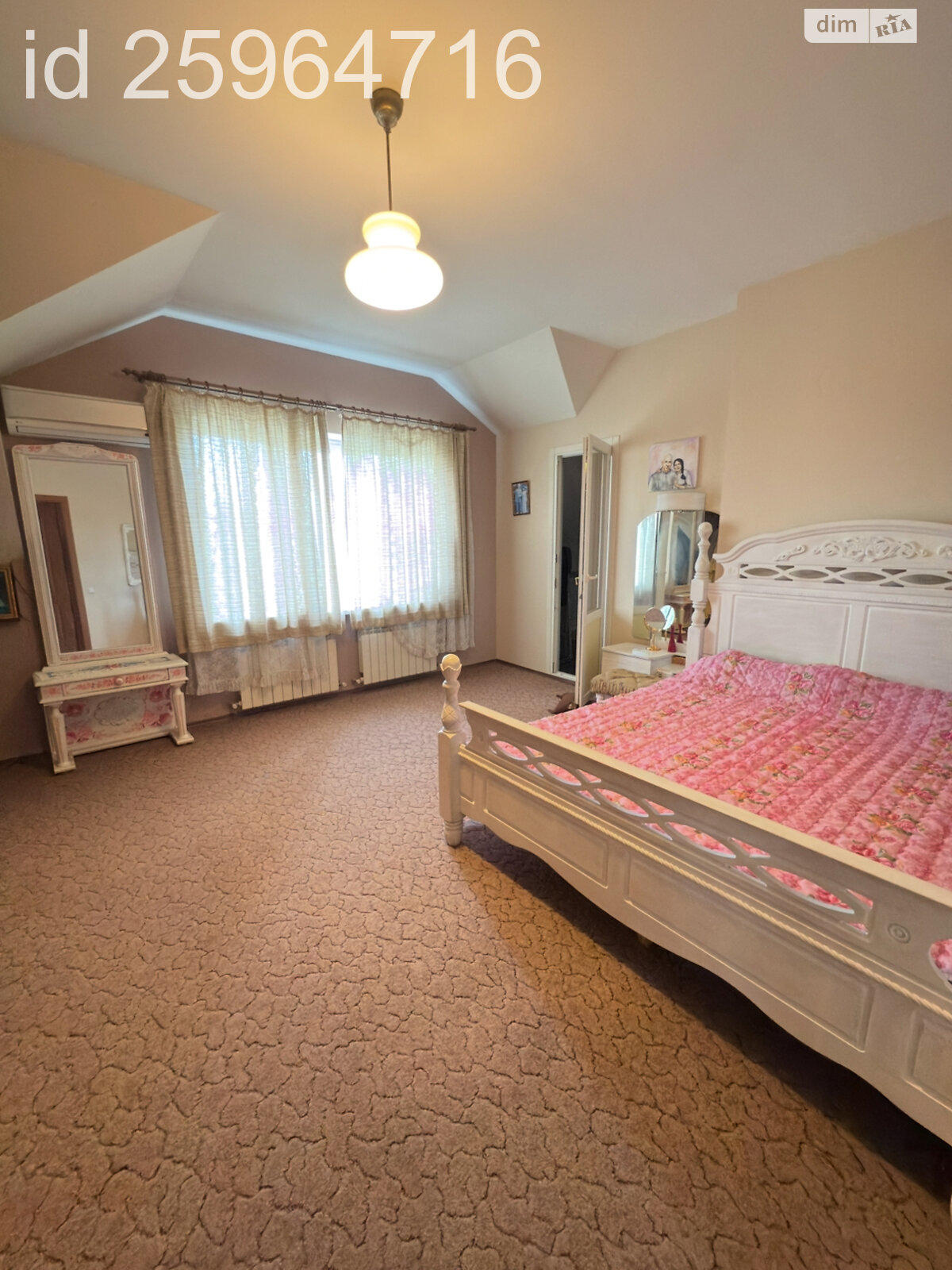триповерховий будинок, 360 кв. м, цегла. Продаж в Дніпрі, район Центральний Пагорб фото 1 триповерховий будинок, 360 кв. м, цегла. Продаж в Дніпрі, район Центральний Пагорб фото 1