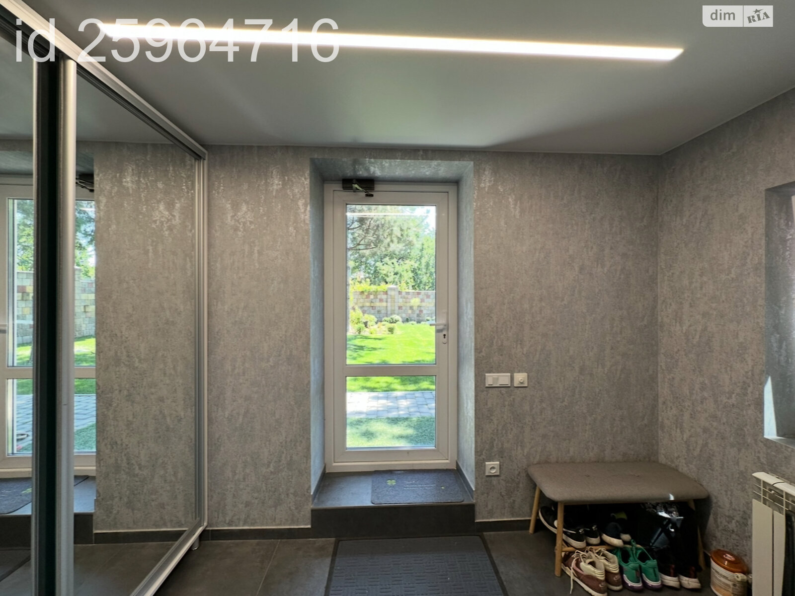 триповерховий будинок, 360 кв. м, цегла. Продаж в Дніпрі, район Центральний Пагорб фото 1 триповерховий будинок, 360 кв. м, цегла. Продаж в Дніпрі, район Центральний Пагорб фото 1