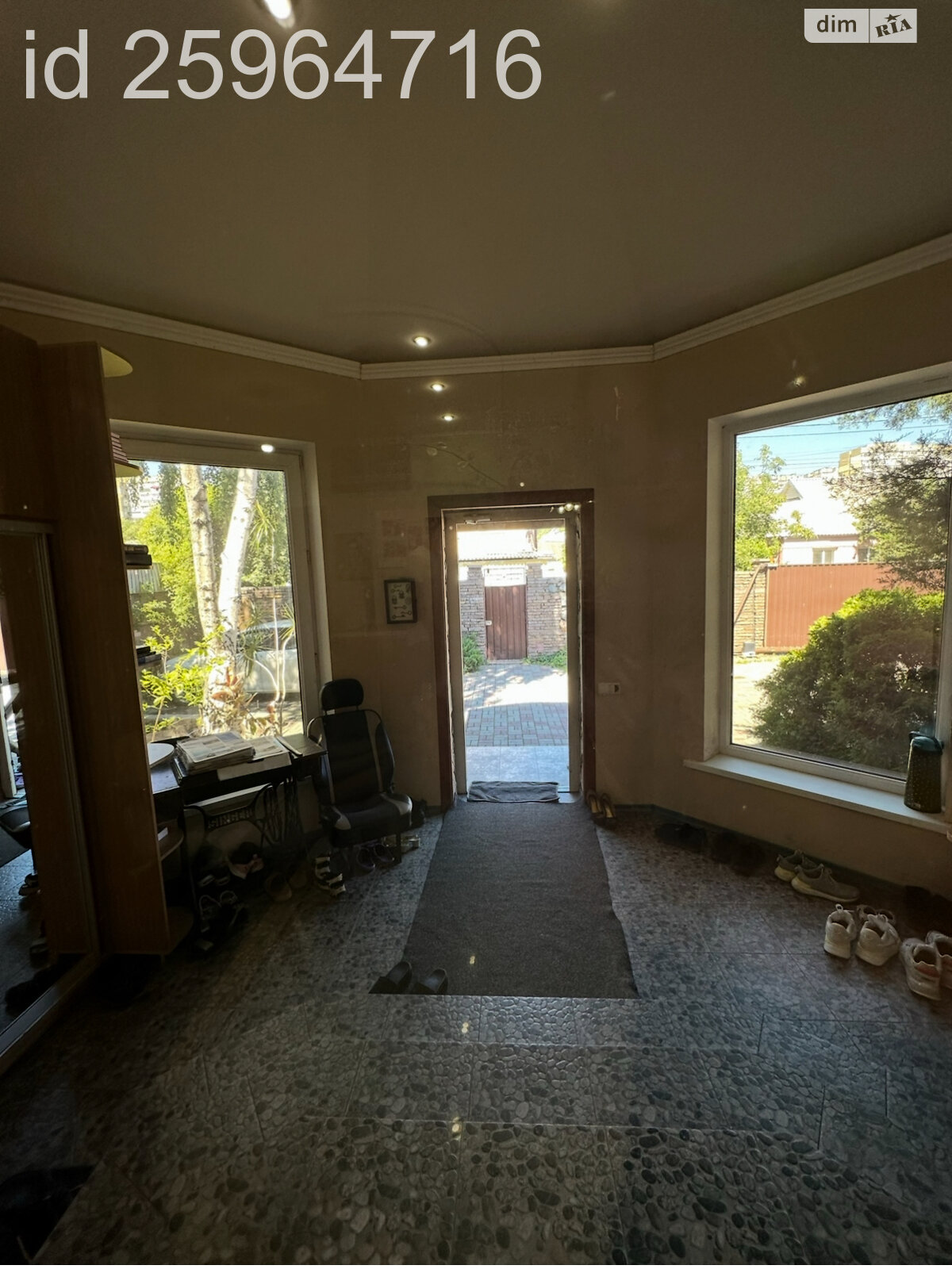 триповерховий будинок, 360 кв. м, цегла. Продаж в Дніпрі, район Центральний Пагорб фото 1 триповерховий будинок, 360 кв. м, цегла. Продаж в Дніпрі, район Центральний Пагорб фото 1