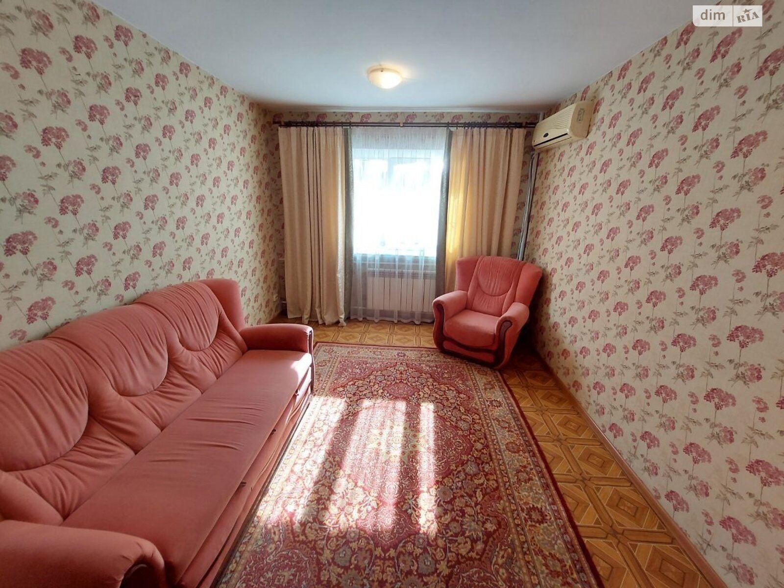 двоповерховий будинок з гаражем, 140 кв. м, цегла. Продаж в Дніпрі, район Центральний фото 1 двоповерховий будинок з гаражем, 140 кв. м, цегла. Продаж в Дніпрі, район Центральний фото 1