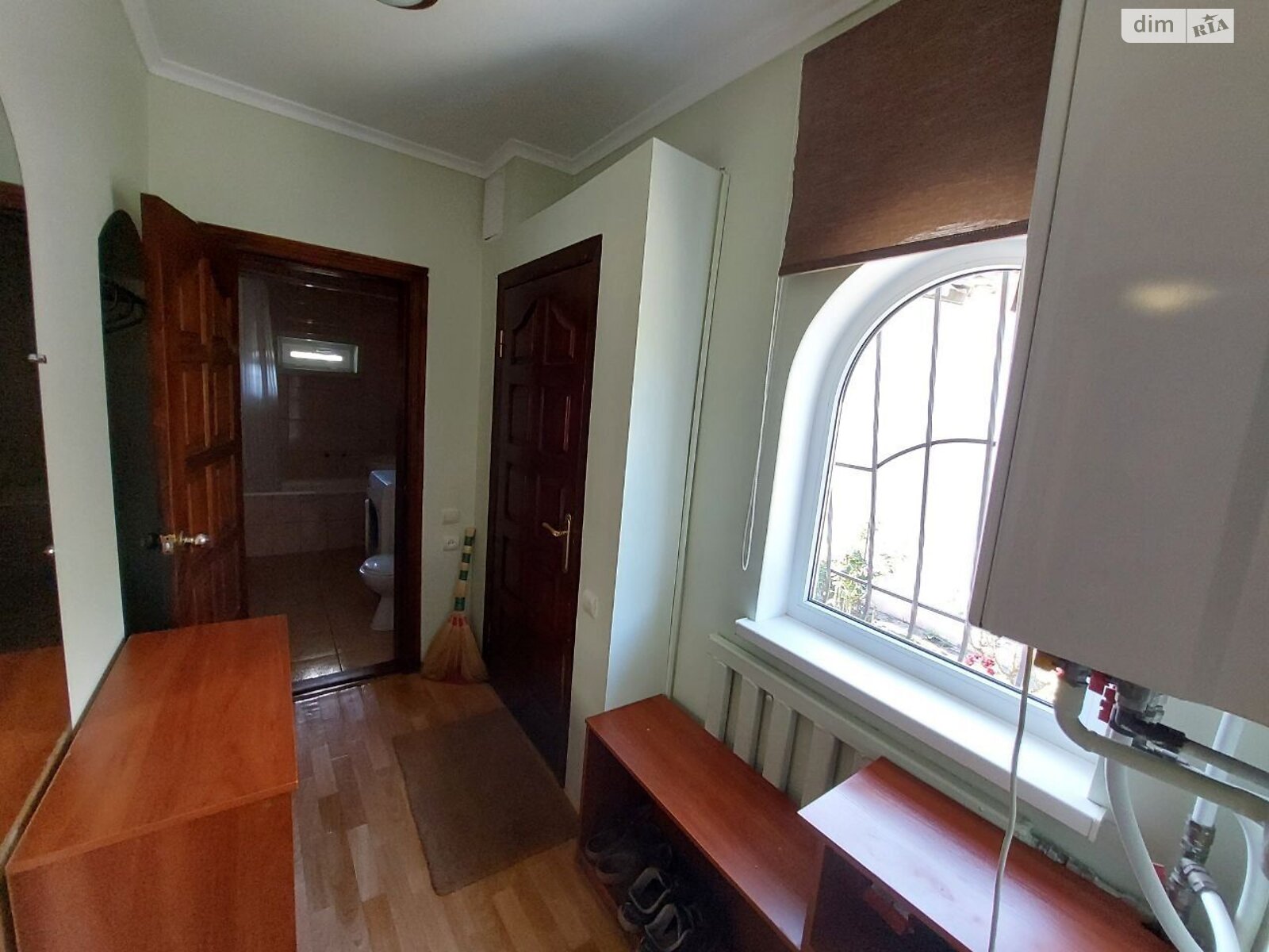 двоповерховий будинок з гаражем, 140 кв. м, цегла. Продаж в Дніпрі, район Центральний фото 1 двоповерховий будинок з гаражем, 140 кв. м, цегла. Продаж в Дніпрі, район Центральний фото 1