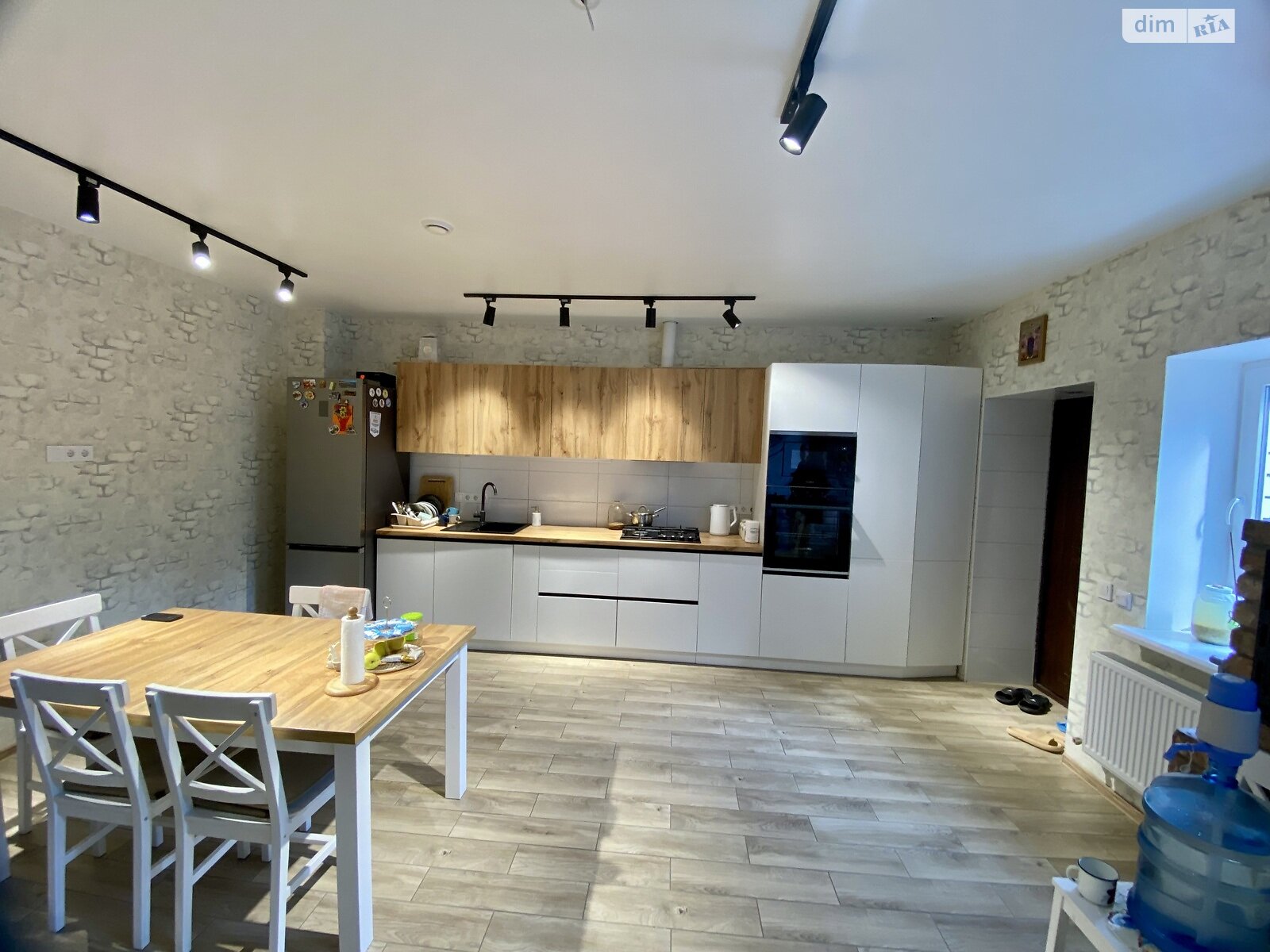 двоповерховий будинок з гаражем, 143.5 кв. м, цегла. Продаж в Дніпрі, район Центральний Пагорб фото 1 двоповерховий будинок з гаражем, 143.5 кв. м, цегла. Продаж в Дніпрі, район Центральний Пагорб фото 1