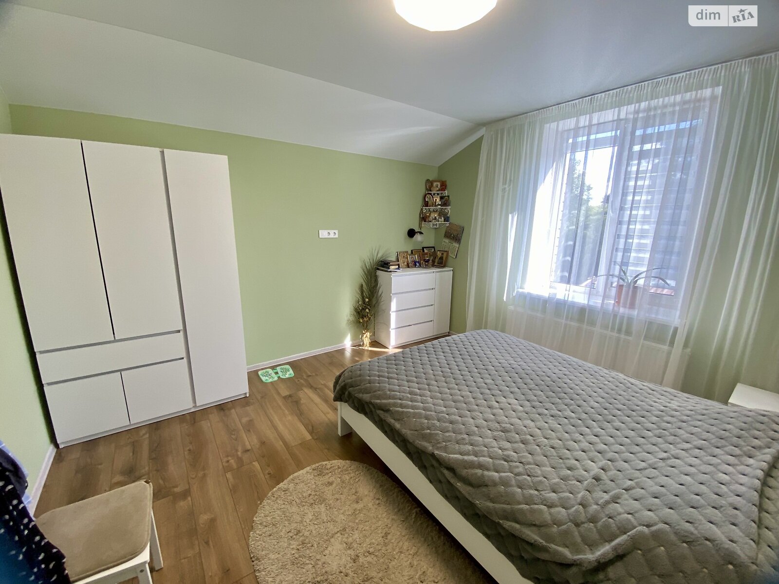 двоповерховий будинок з гаражем, 143.5 кв. м, цегла. Продаж в Дніпрі, район Центральний Пагорб фото 1 двоповерховий будинок з гаражем, 143.5 кв. м, цегла. Продаж в Дніпрі, район Центральний Пагорб фото 1
