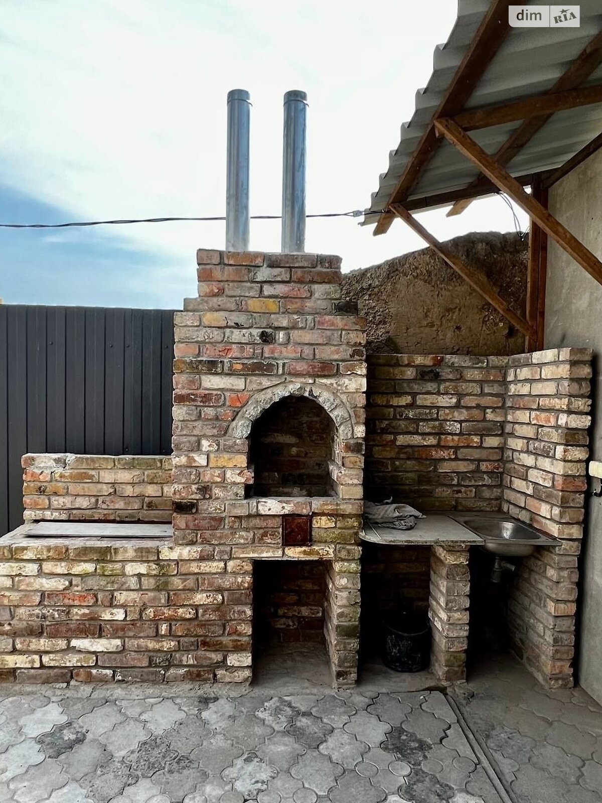 двоповерховий будинок з гаражем, 143 кв. м, цегла. Продаж в Дніпрі, район Центральний фото 1 двоповерховий будинок з гаражем, 143 кв. м, цегла. Продаж в Дніпрі, район Центральний фото 1