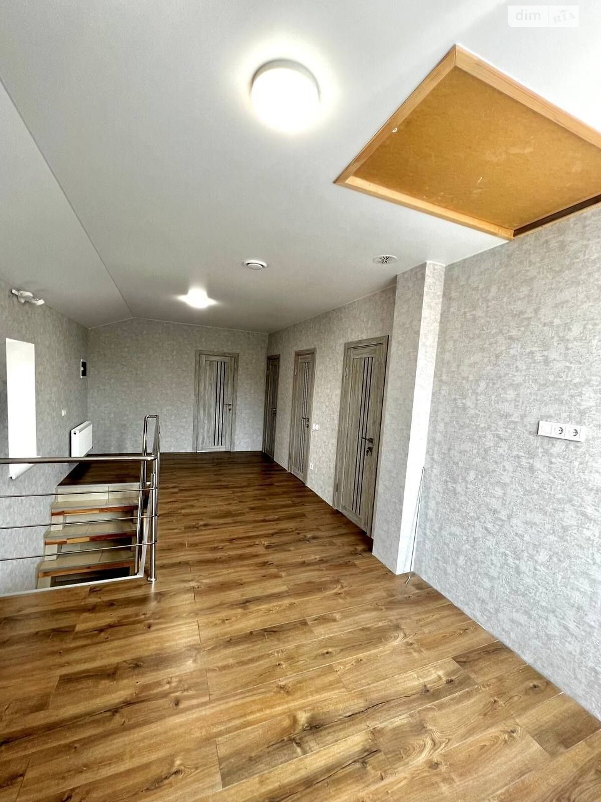 двоповерховий будинок з гаражем, 143 кв. м, цегла. Продаж в Дніпрі, район Центральний фото 1 двоповерховий будинок з гаражем, 143 кв. м, цегла. Продаж в Дніпрі, район Центральний фото 1