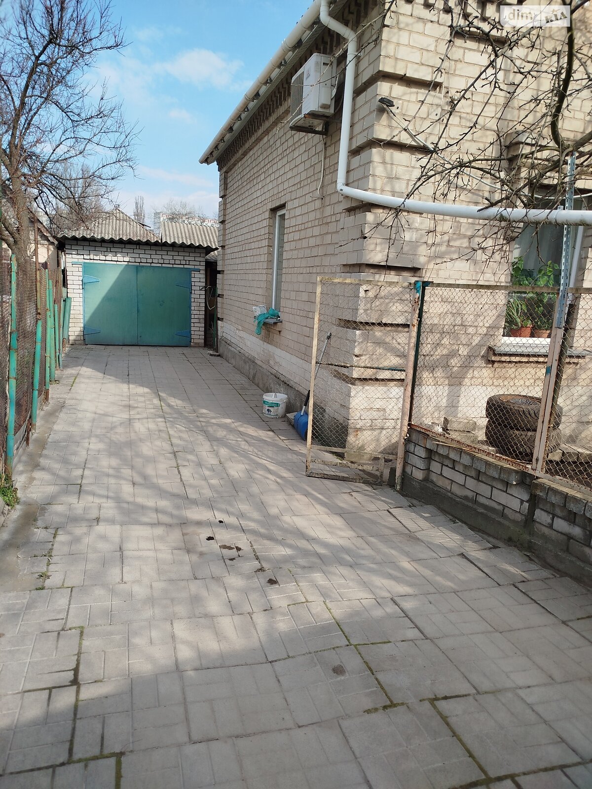 двоповерховий будинок з гаражем, 76 кв. м, цегла. Продаж в Дніпрі, район Воронцова фото 1 двоповерховий будинок з гаражем, 76 кв. м, цегла. Продаж в Дніпрі, район Воронцова фото 1