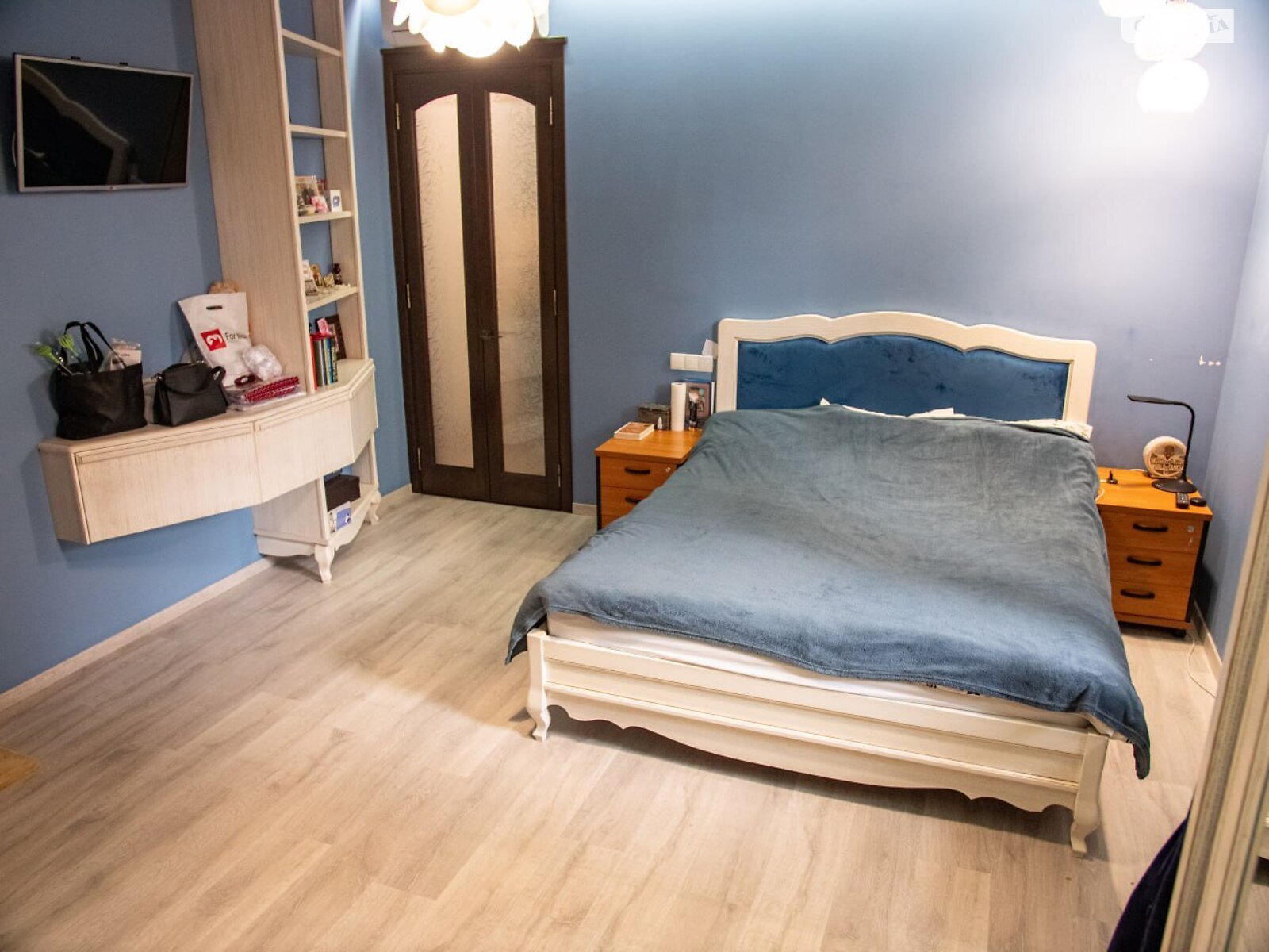 триповерховий будинок з гаражем, 300 кв. м, газобетон. Продаж в Дніпрі, район Воронцова фото 1 триповерховий будинок з гаражем, 300 кв. м, газобетон. Продаж в Дніпрі, район Воронцова фото 1