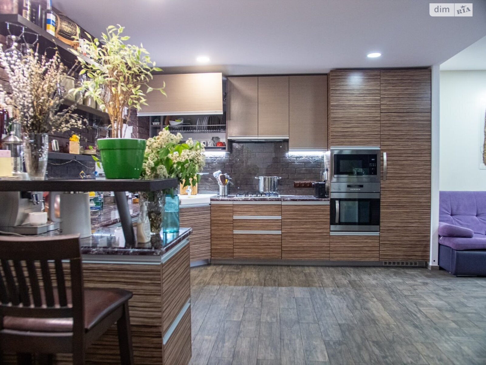 триповерховий будинок з гаражем, 300 кв. м, газобетон. Продаж в Дніпрі, район Воронцова фото 1 триповерховий будинок з гаражем, 300 кв. м, газобетон. Продаж в Дніпрі, район Воронцова фото 1