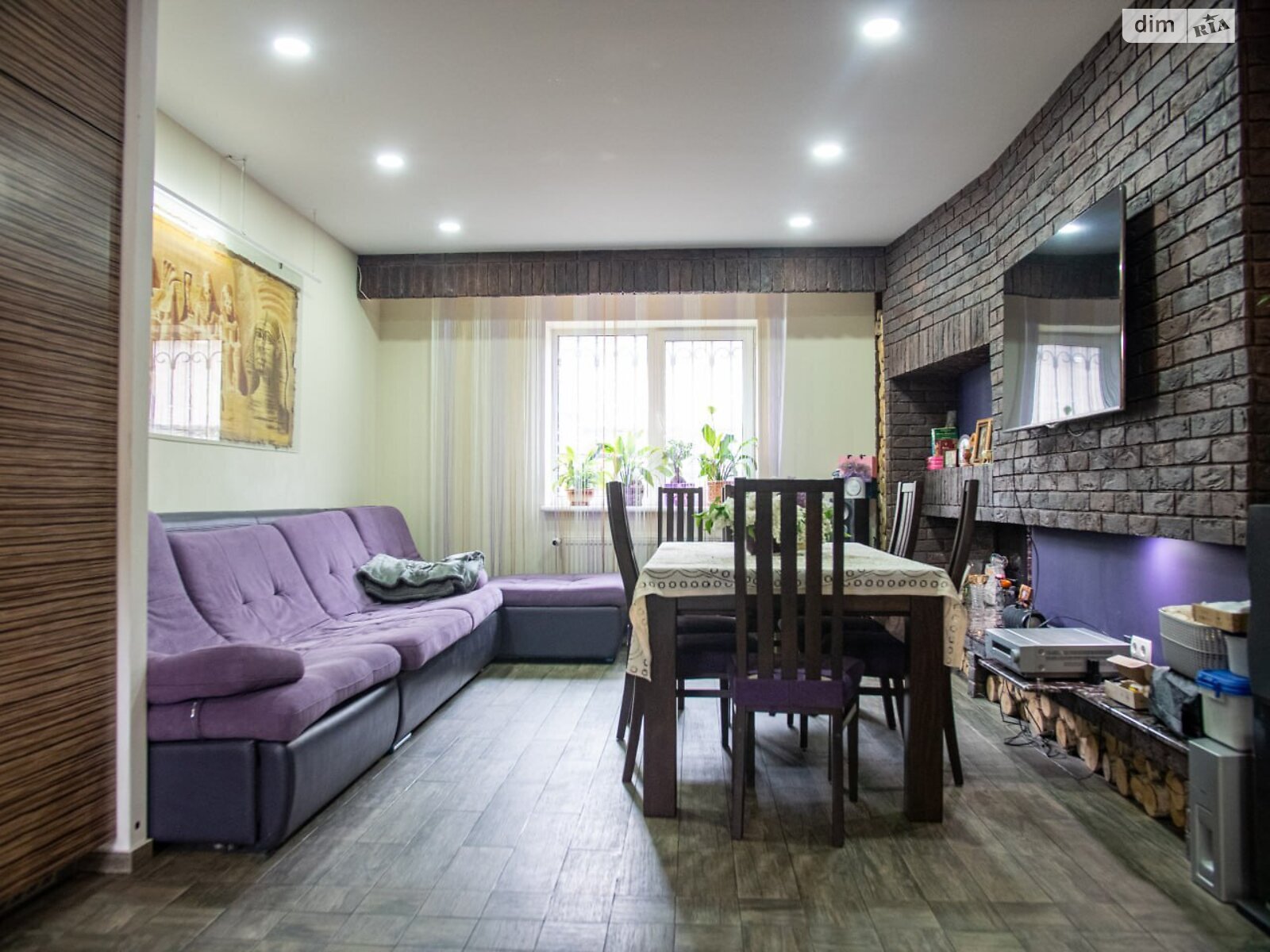 триповерховий будинок з гаражем, 300 кв. м, газобетон. Продаж в Дніпрі, район Воронцова фото 1 триповерховий будинок з гаражем, 300 кв. м, газобетон. Продаж в Дніпрі, район Воронцова фото 1