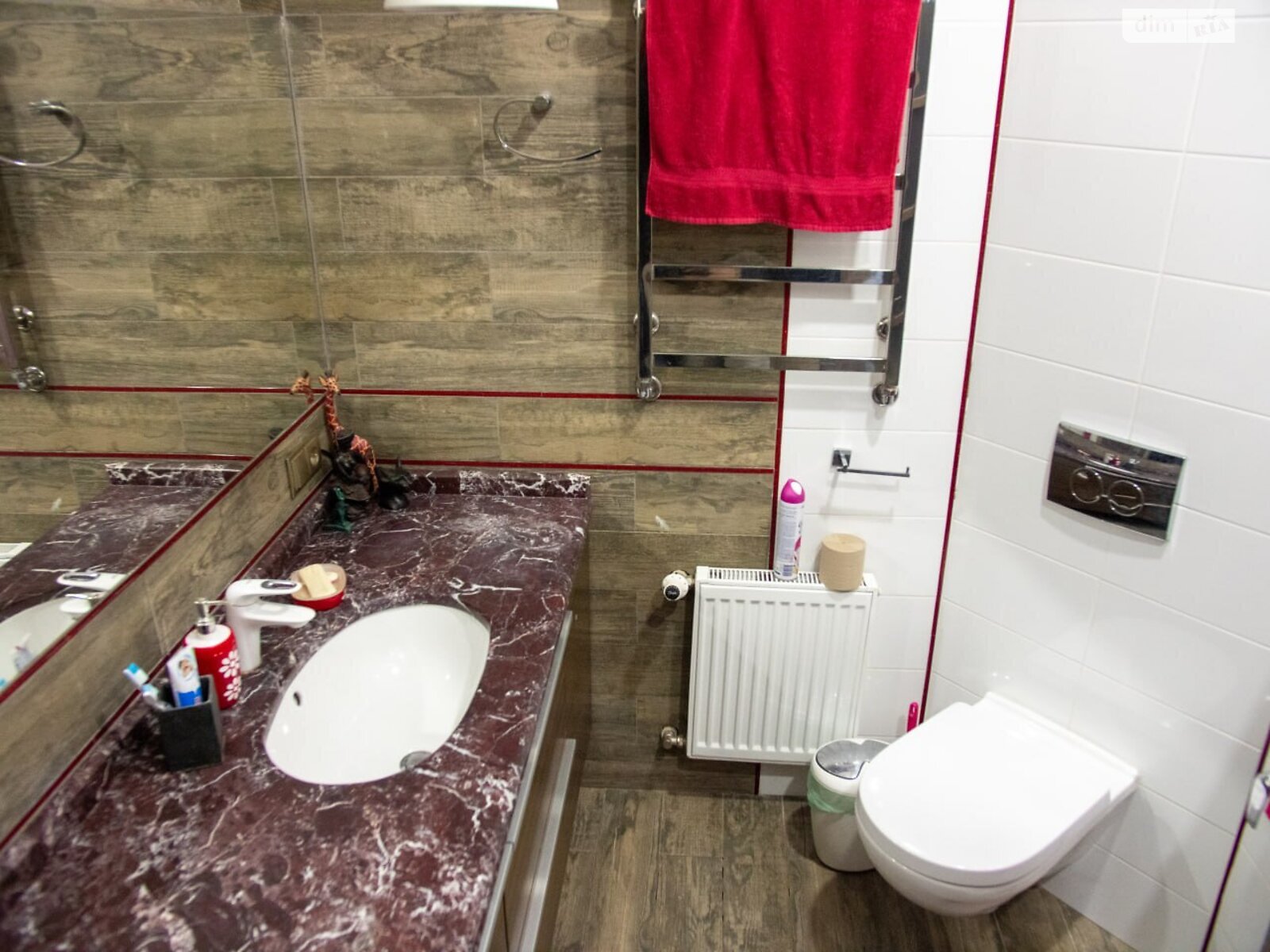 триповерховий будинок з гаражем, 300 кв. м, газобетон. Продаж в Дніпрі, район Воронцова фото 1 триповерховий будинок з гаражем, 300 кв. м, газобетон. Продаж в Дніпрі, район Воронцова фото 1