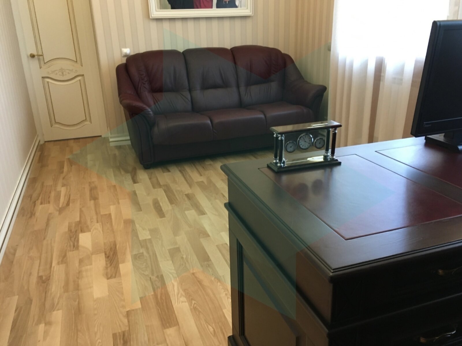 трехэтажный дом с гаражом, 257 кв. м, кирпич. Продажа в Днепре фото 1