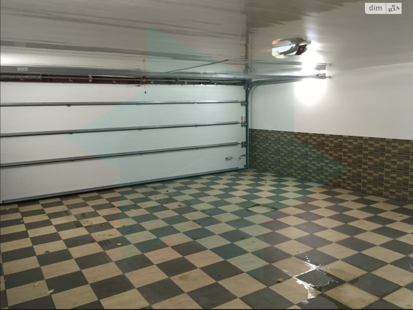 трехэтажный дом с гаражом, 257 кв. м, кирпич. Продажа в Днепре фото 1