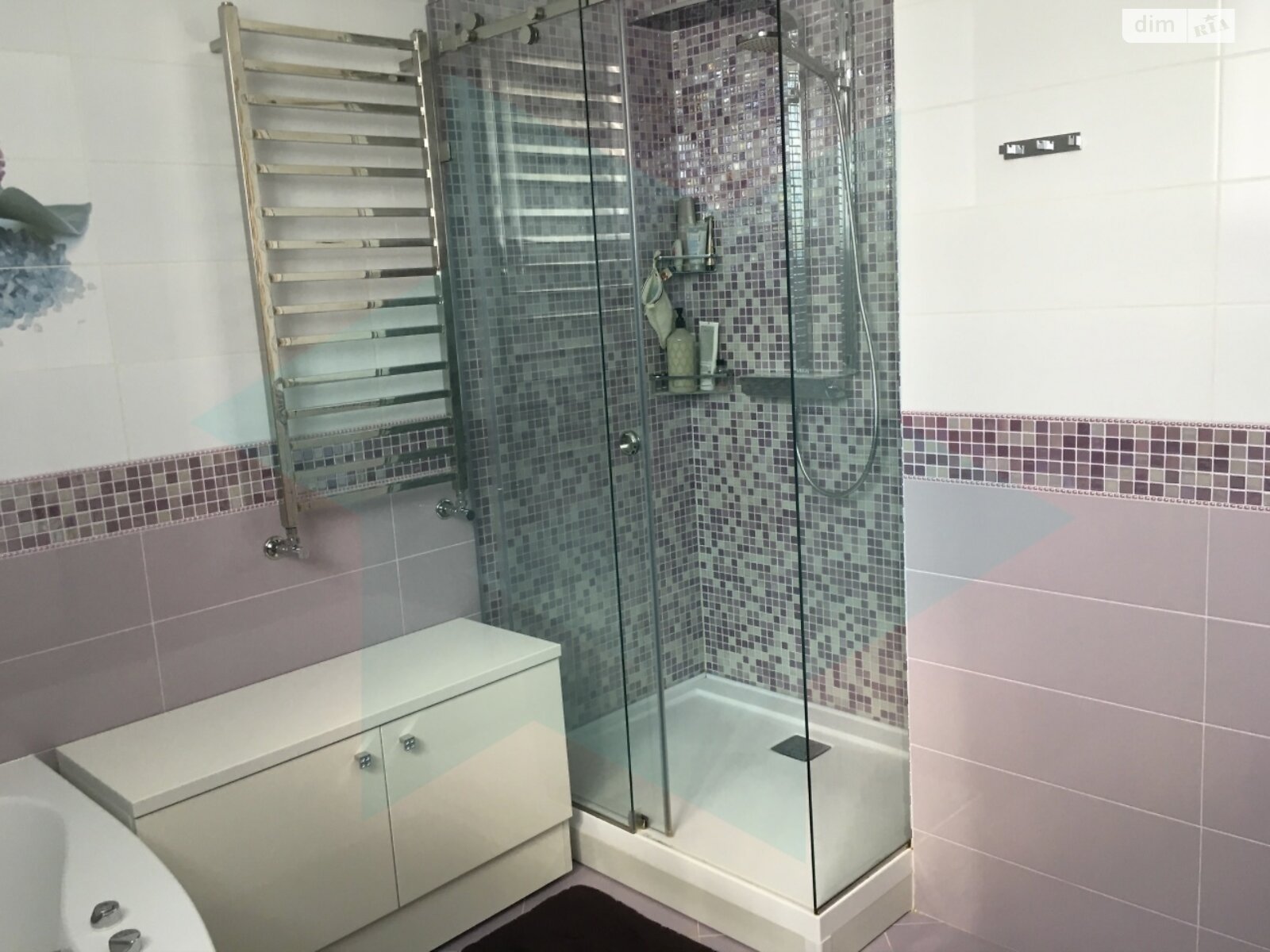 трехэтажный дом с гаражом, 257 кв. м, кирпич. Продажа в Днепре фото 1