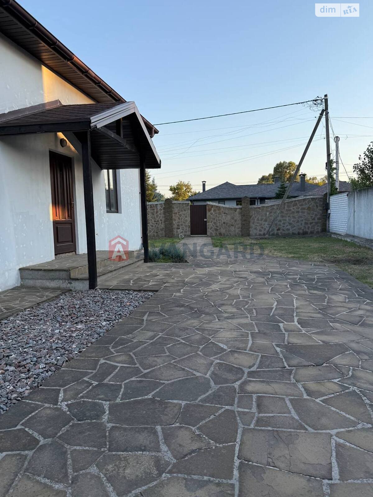 двоповерховий будинок, 200.2 кв. м, ракушечник (ракушняк). Продаж у Дніпрі фото 1 двоповерховий будинок, 200.2 кв. м, ракушечник (ракушняк). Продаж у Дніпрі фото 1