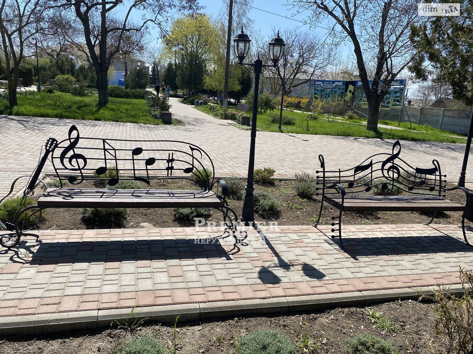 двоповерховий будинок, 250 кв. м, цегла. Продаж у Доброславі фото 1 двоповерховий будинок, 250 кв. м, цегла. Продаж у Доброславі фото 1