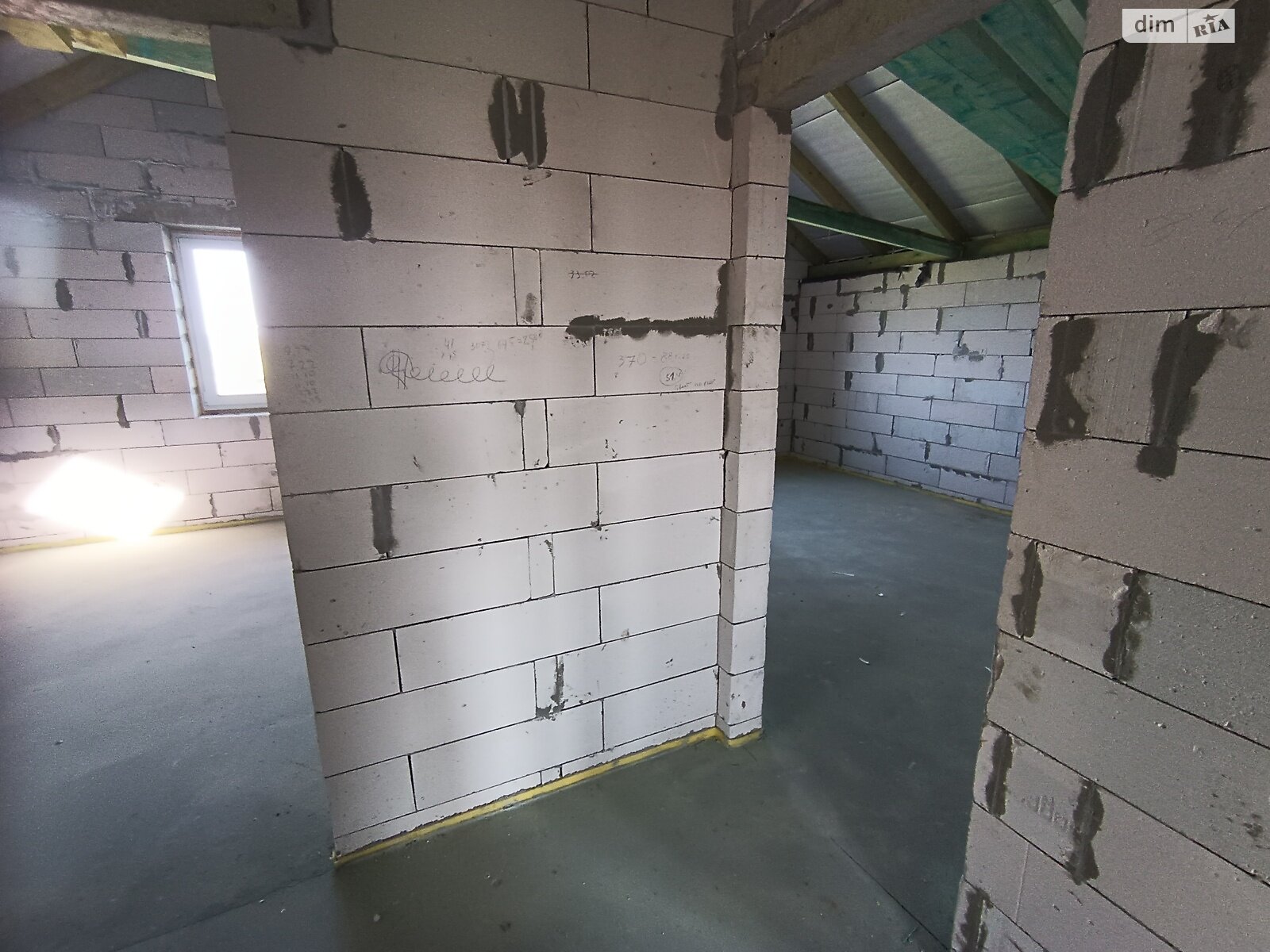 двухэтажный дом с гаражом, 240 кв. м, газобетон. Продажа в Добрянах фото 1 двухэтажный дом с гаражом, 240 кв. м, газобетон. Продажа в Добрянах фото 1