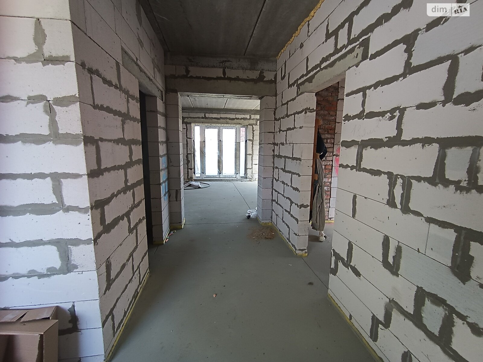 двухэтажный дом с гаражом, 240 кв. м, газобетон. Продажа в Добрянах фото 1 двухэтажный дом с гаражом, 240 кв. м, газобетон. Продажа в Добрянах фото 1