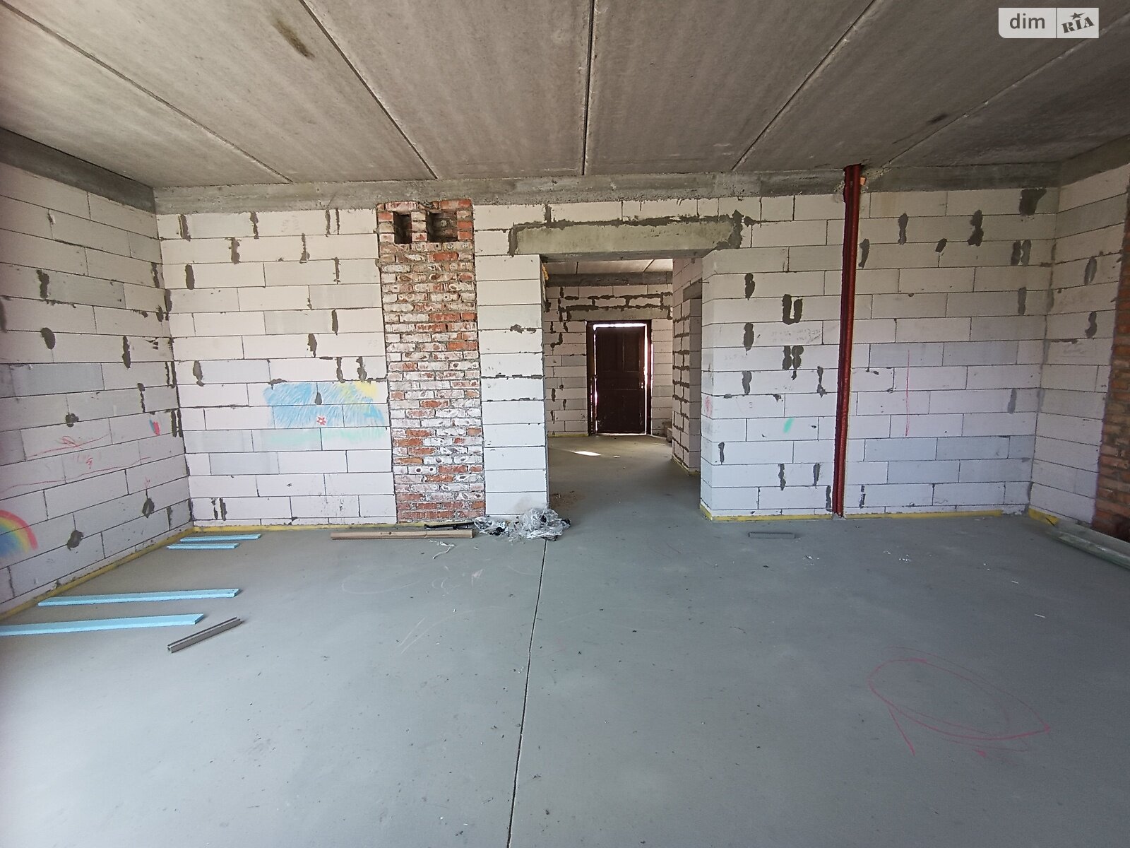 двухэтажный дом с гаражом, 240 кв. м, газобетон. Продажа в Добрянах фото 1 двухэтажный дом с гаражом, 240 кв. м, газобетон. Продажа в Добрянах фото 1